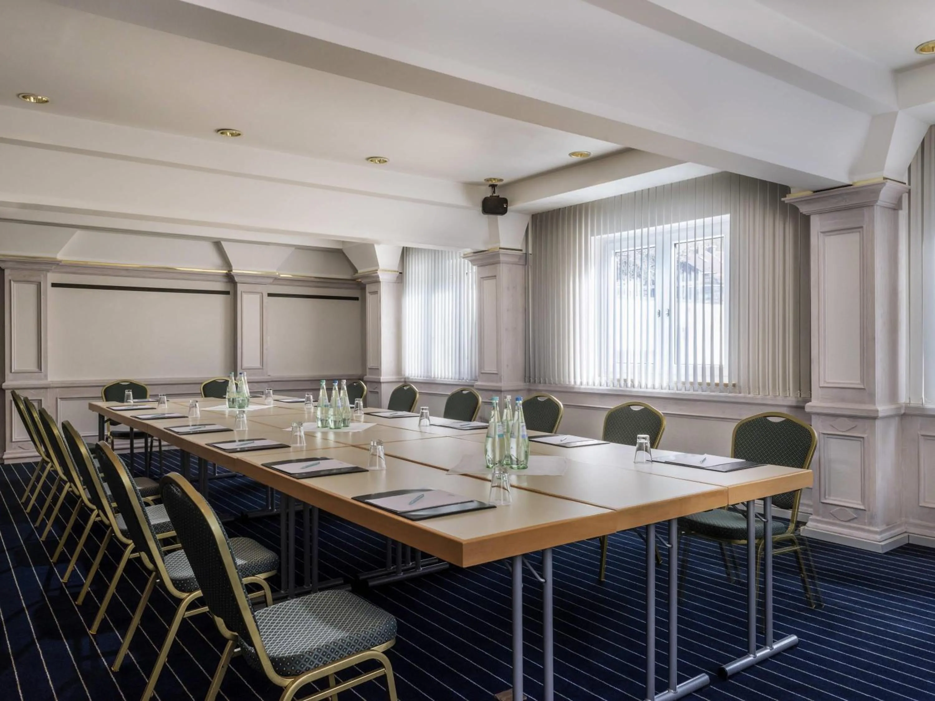 Meeting/conference room in Mercure Hotel Garmisch Partenkirchen