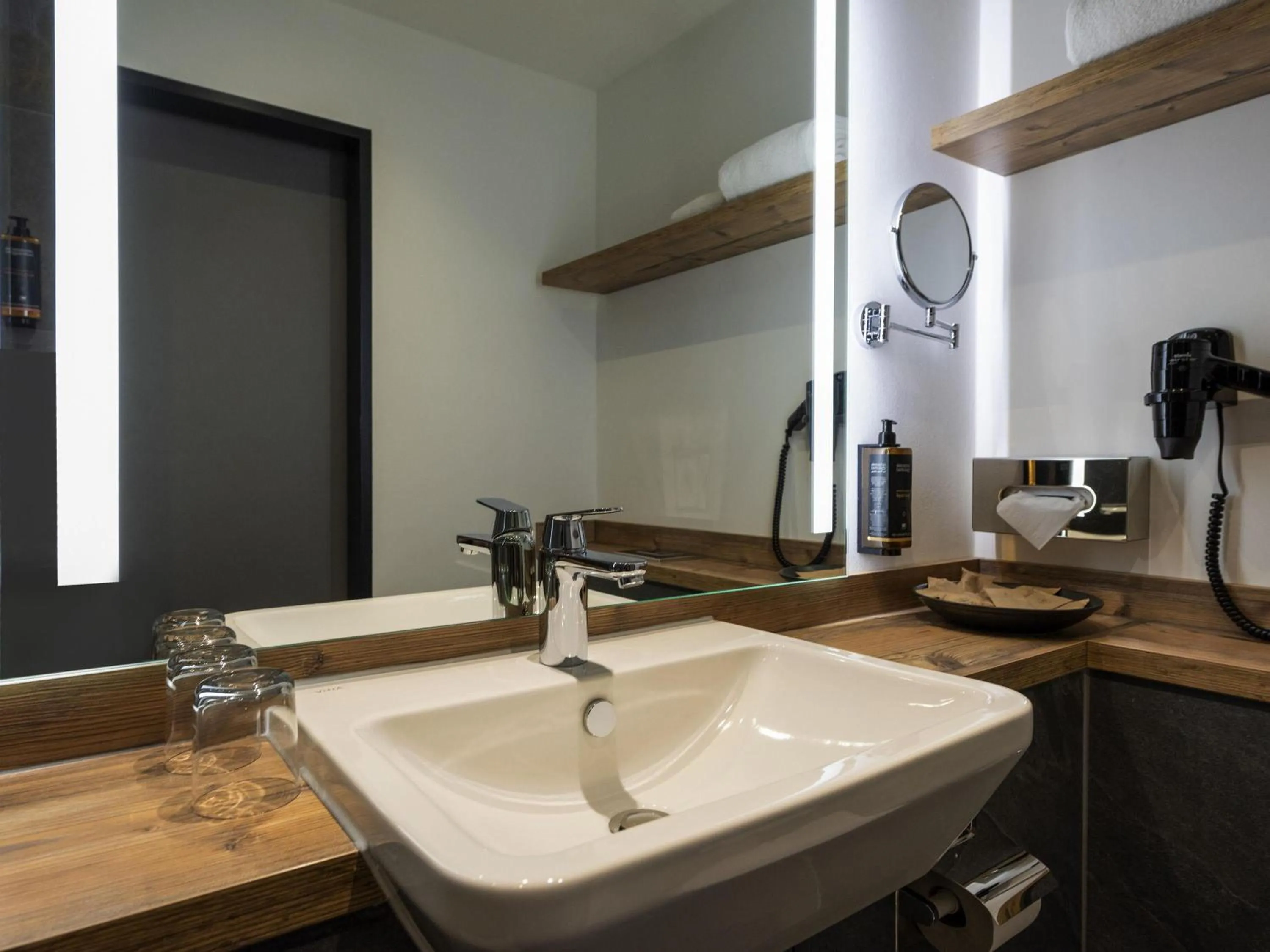 Bedroom in Mercure Hotel Garmisch Partenkirchen