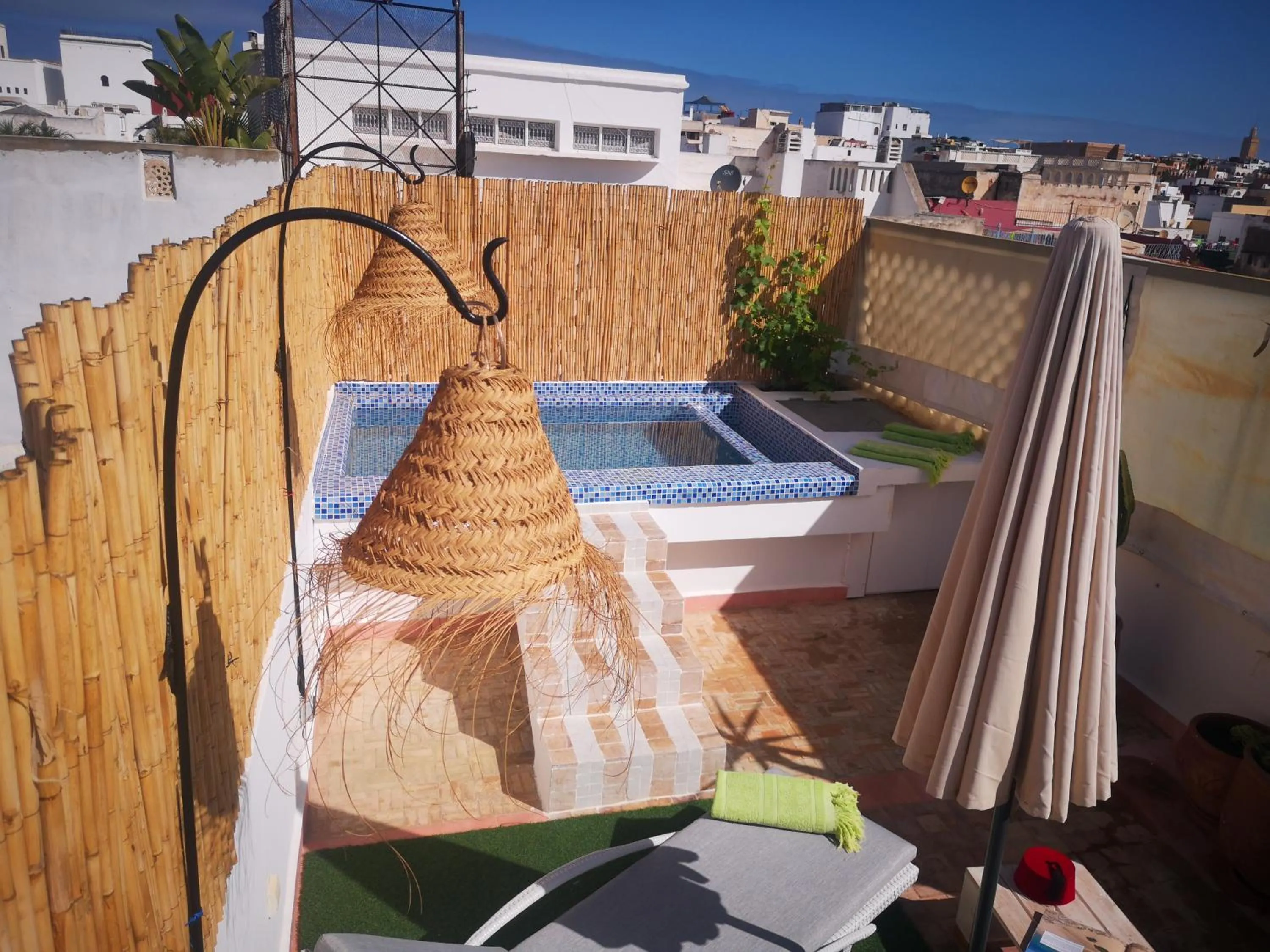 Swimming pool in Riad Louane