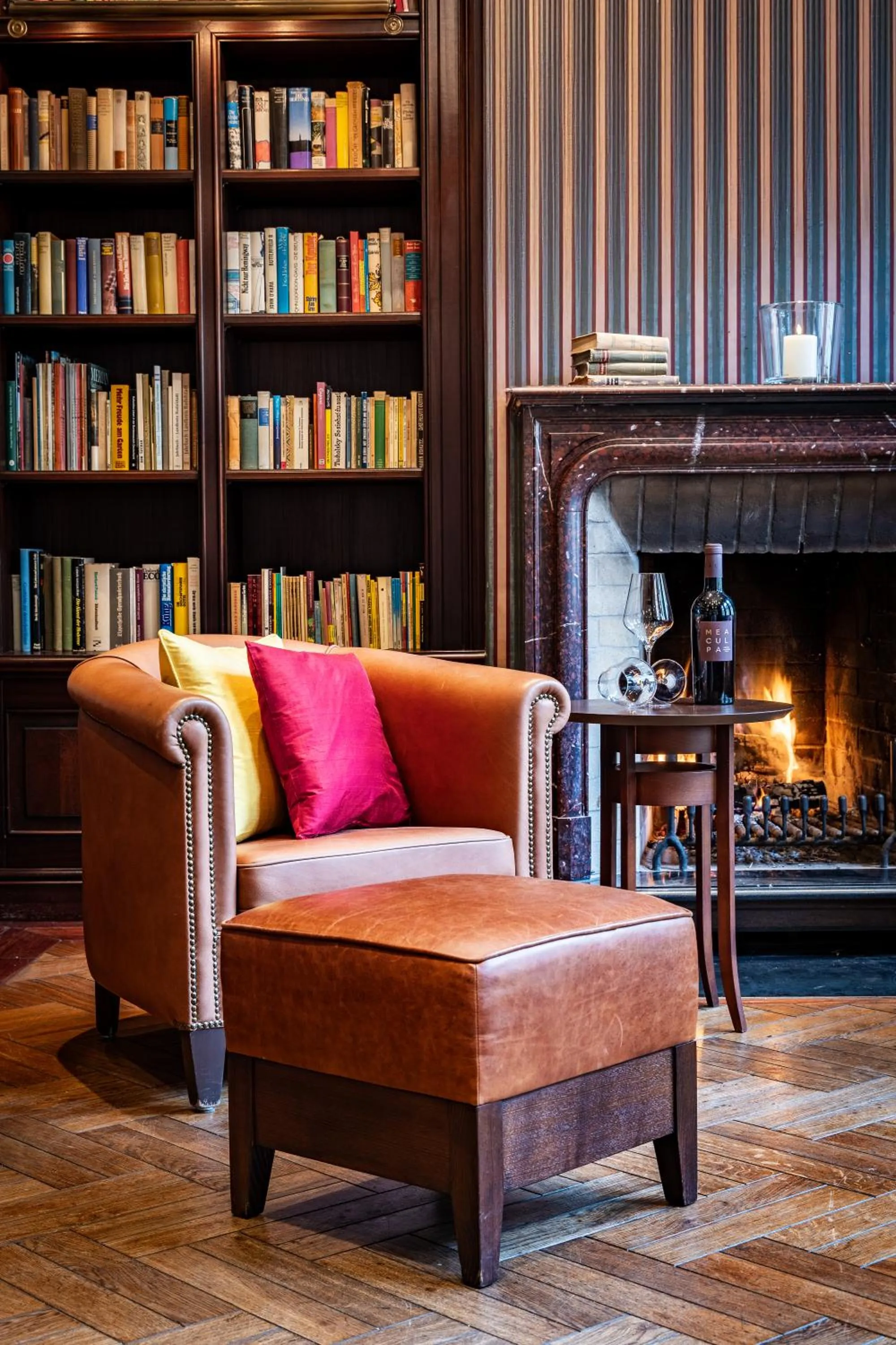 Library in Hotel Alma Am Anger