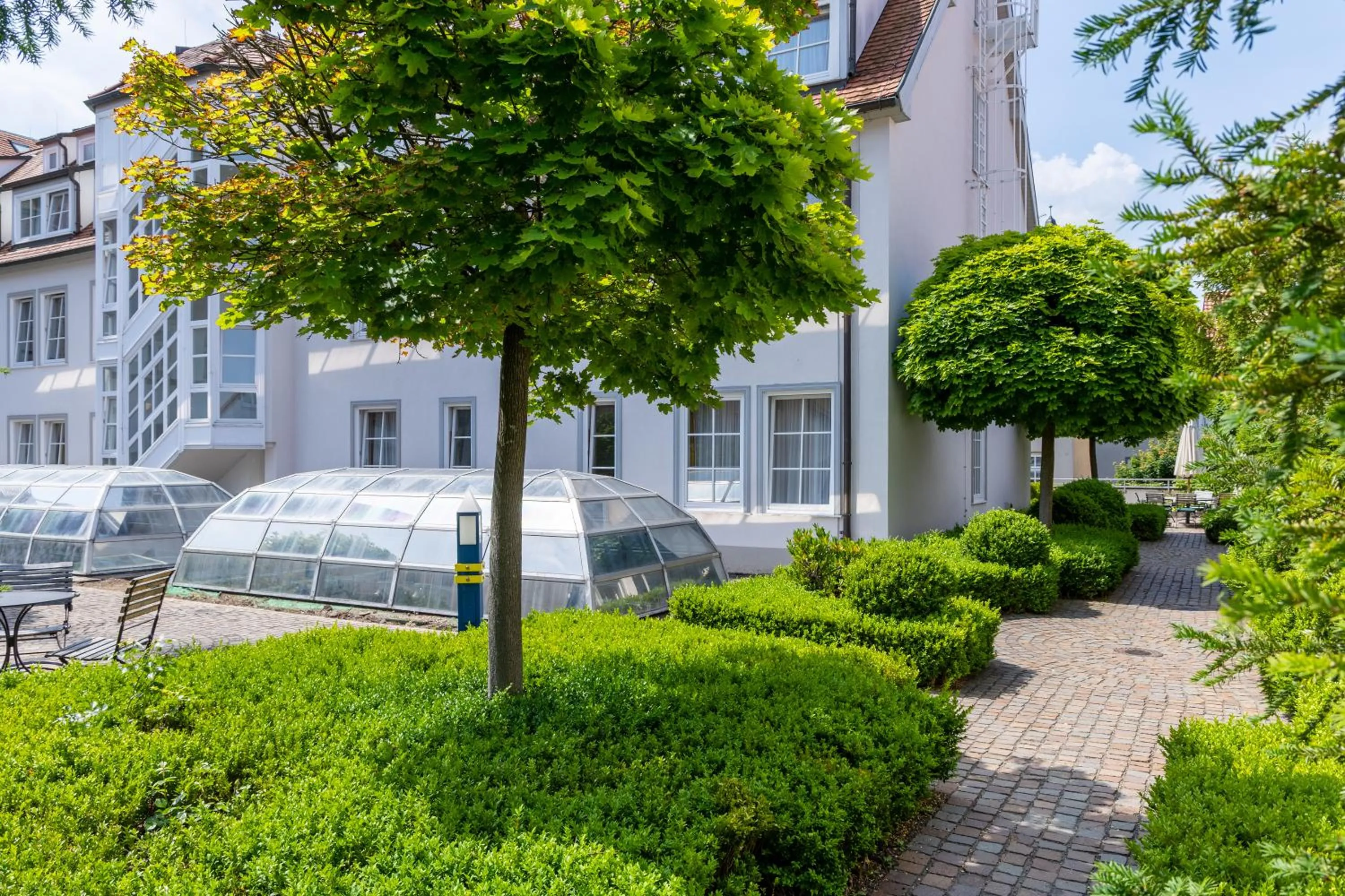 Property building in Hotel Alma Am Anger