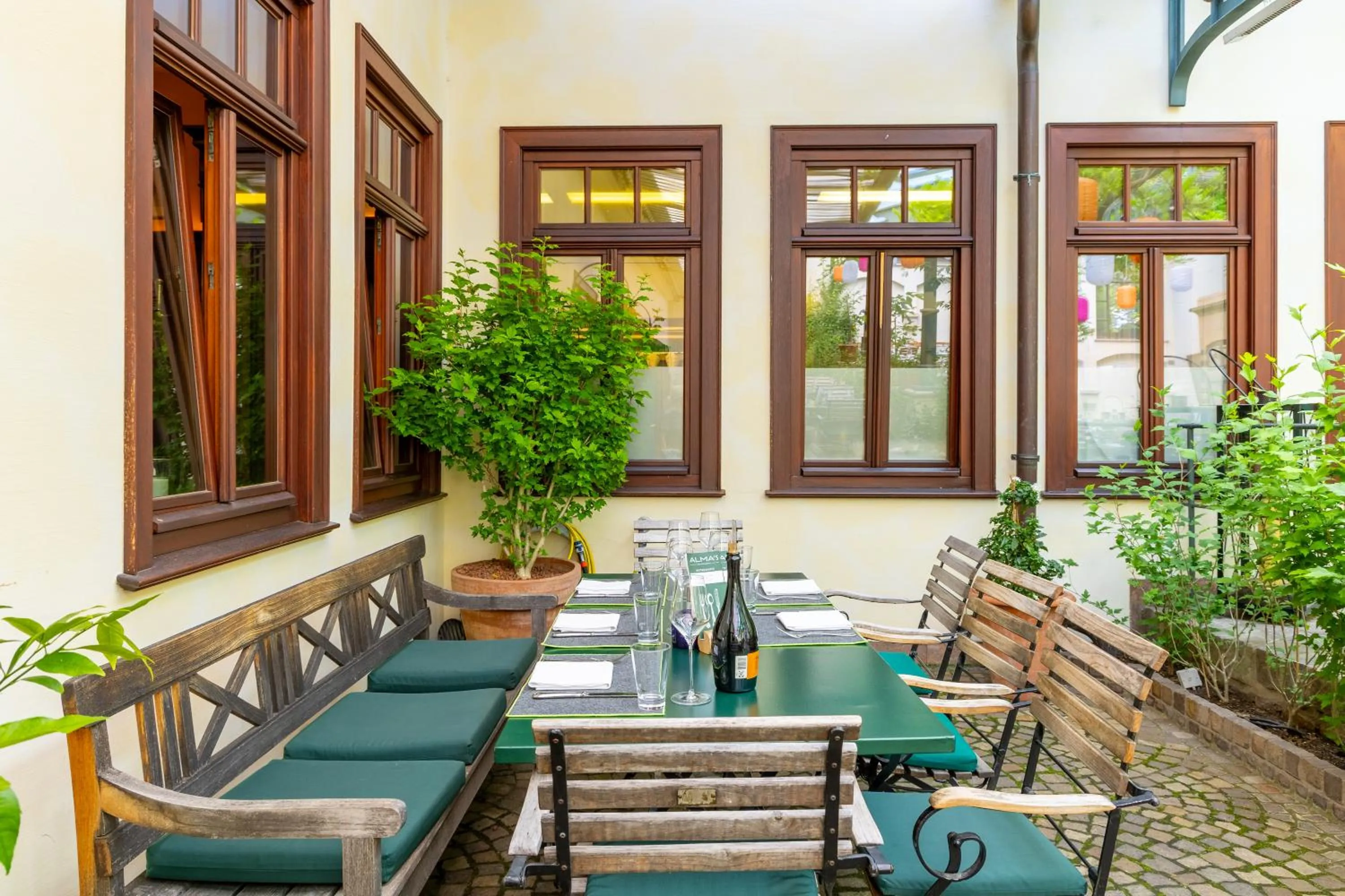 Restaurant/places to eat in Hotel Alma Am Anger