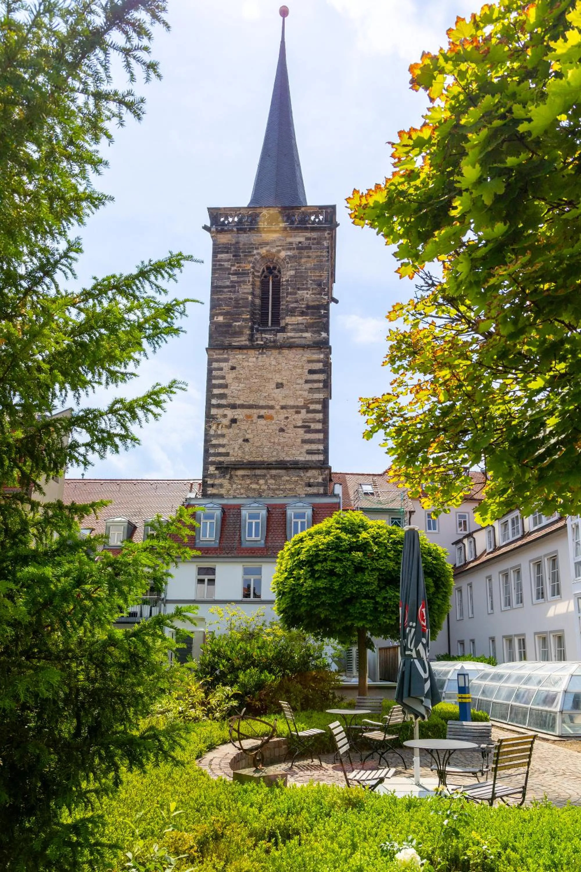 Garden view in Hotel Alma Am Anger