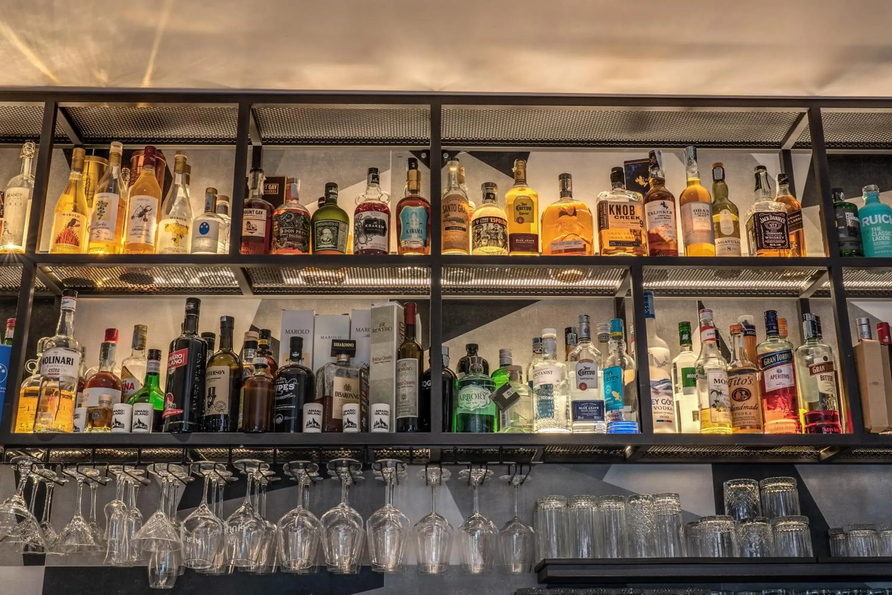 Lounge or bar in Apollo Boutique Hotel Lounge or bar in Apollo Boutique Hotel