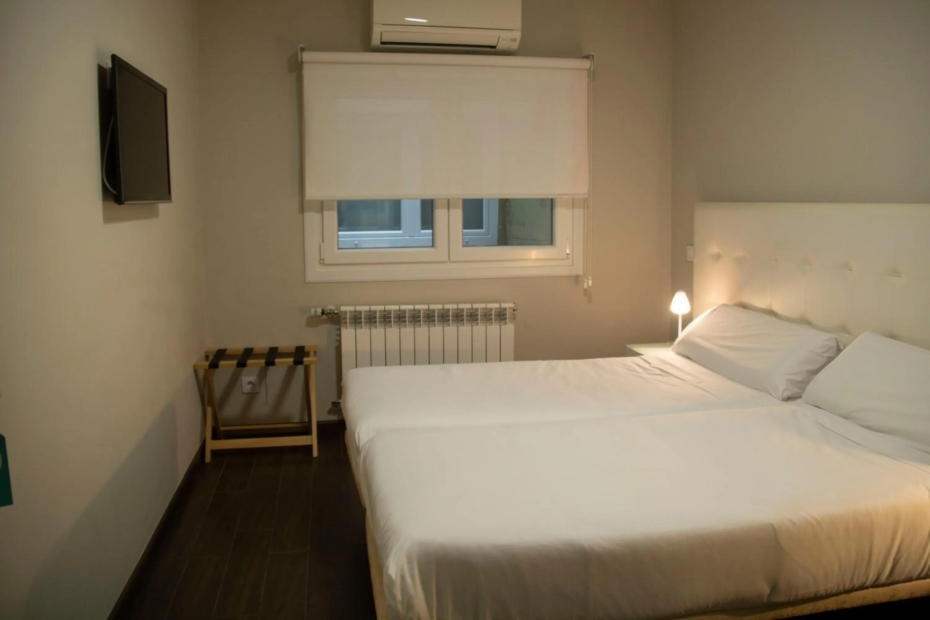 Bedroom, Bed in Alda Alborán Rooms