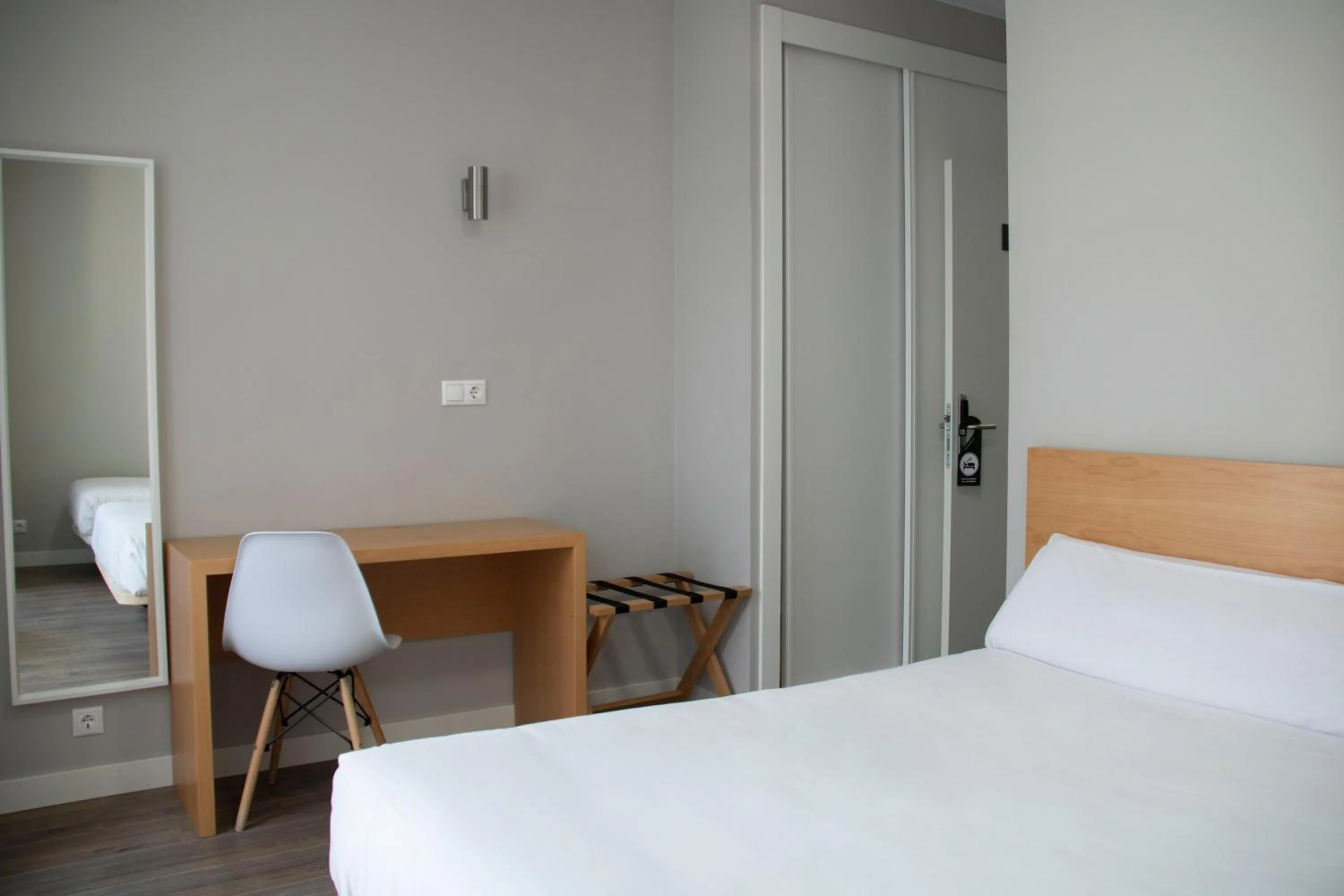 Bed in Alda Alborán Rooms