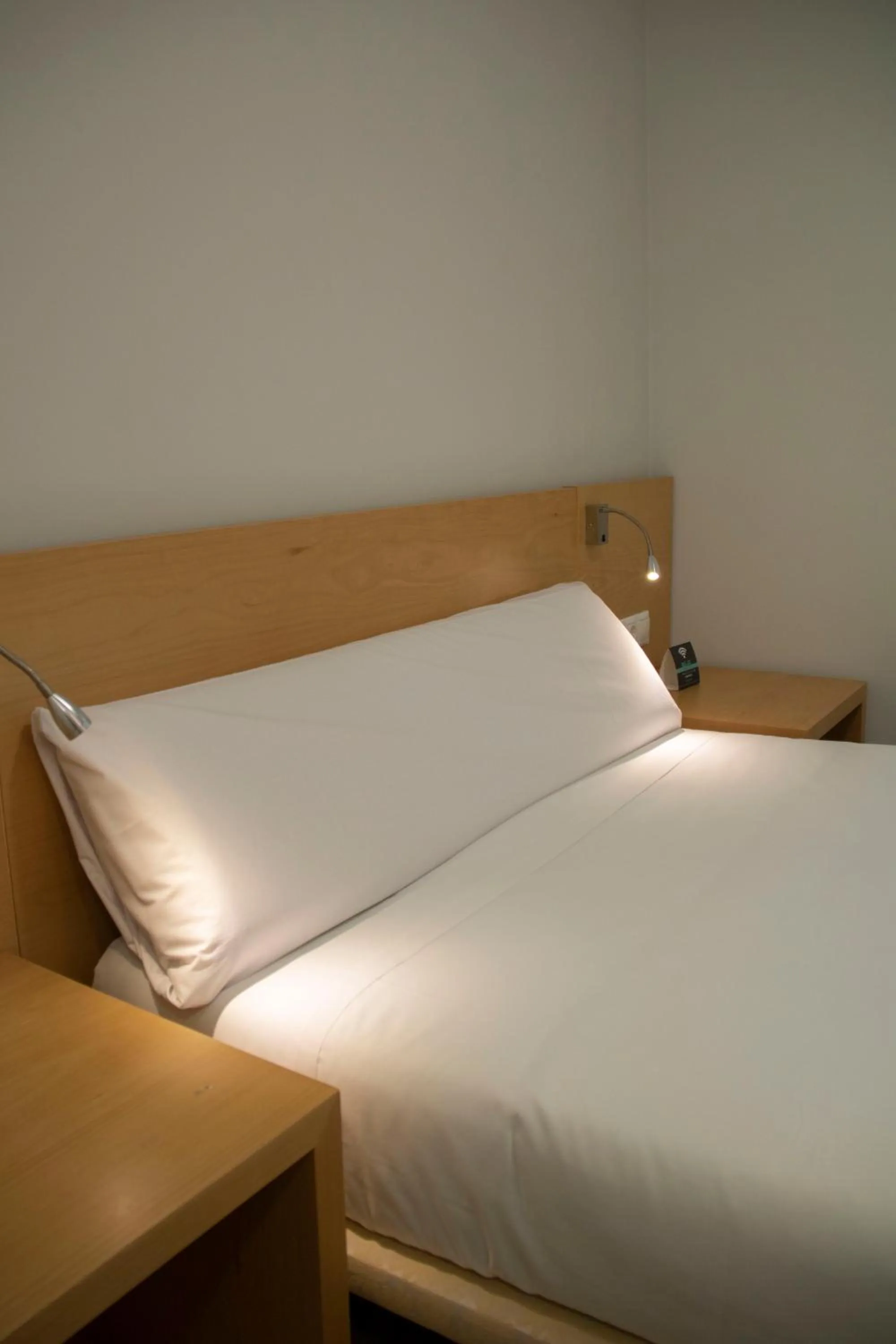 Bed in Alda Alborán Rooms