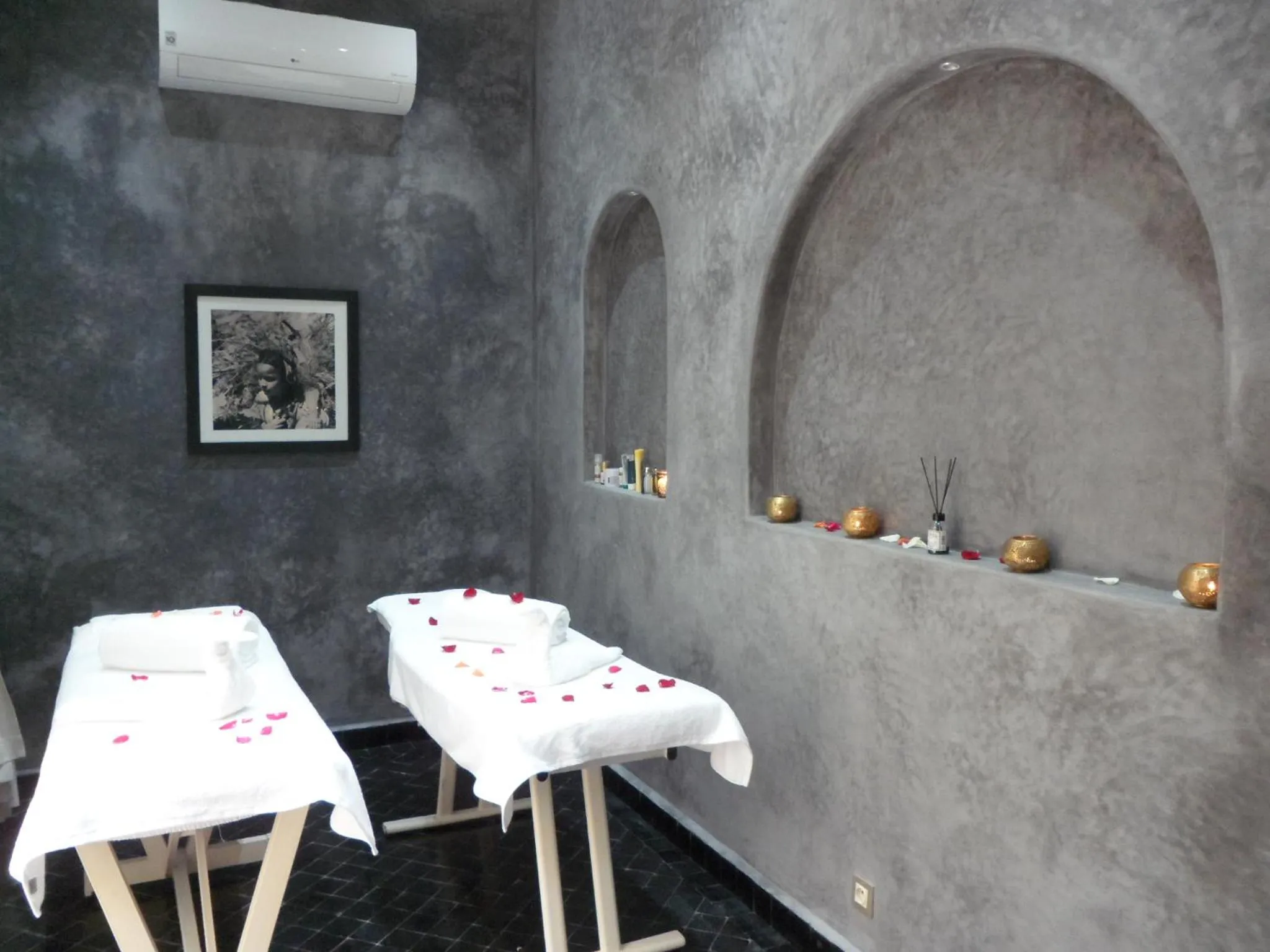 Massage in Riad et Spa Misria Les Oliviers