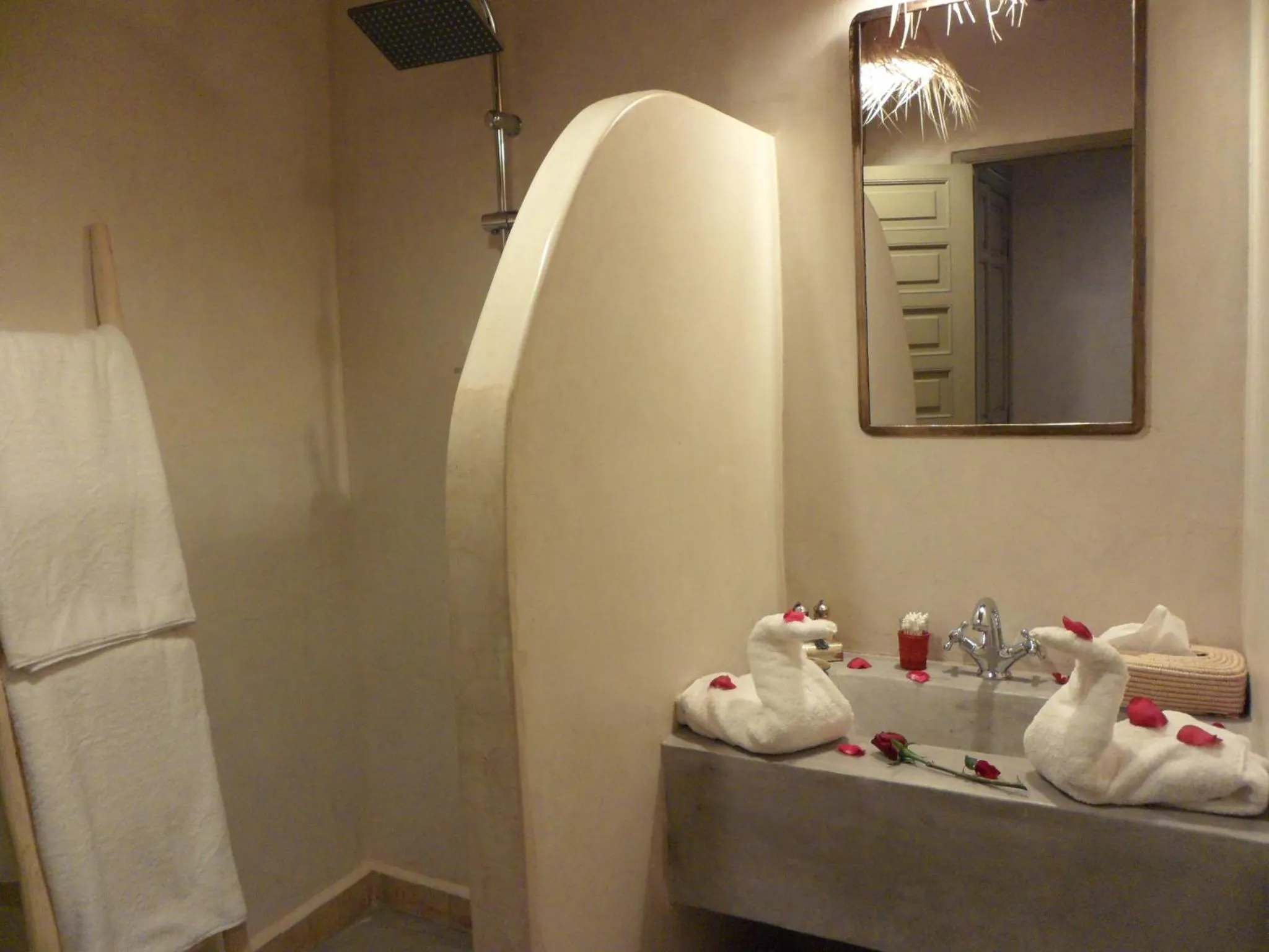 Bathroom in Riad et Spa Misria Les Oliviers