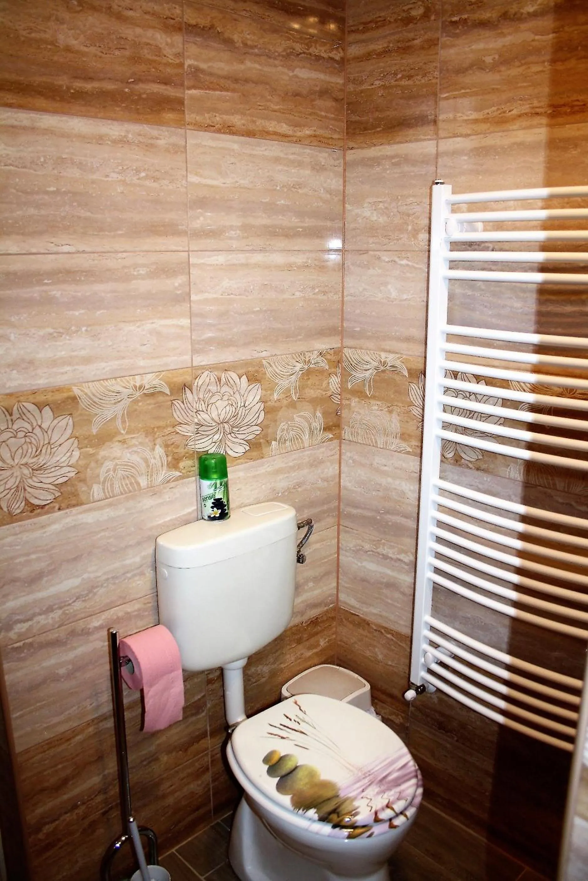 Főnix Apartmanház