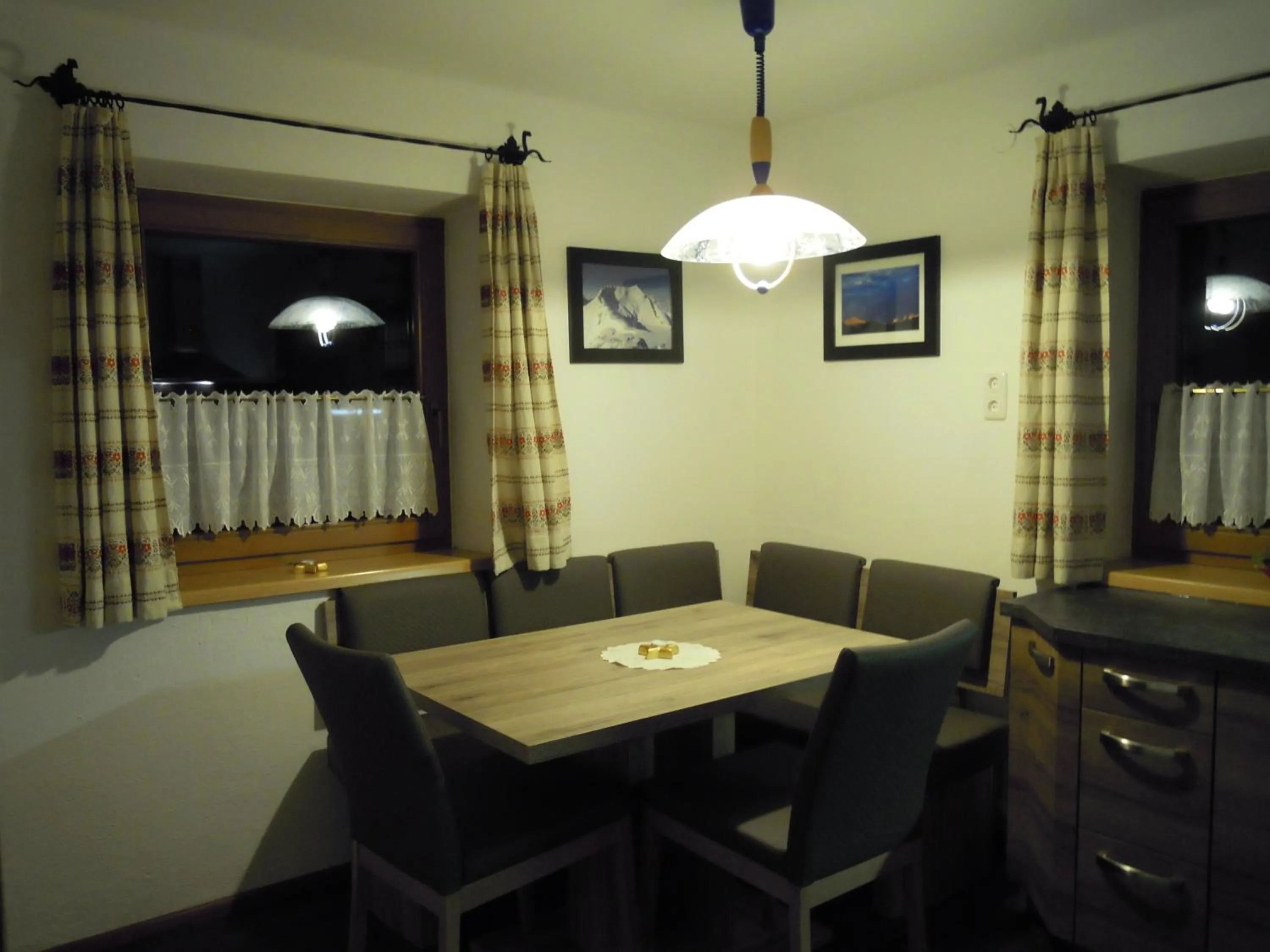 Dining area in Foidl Simon