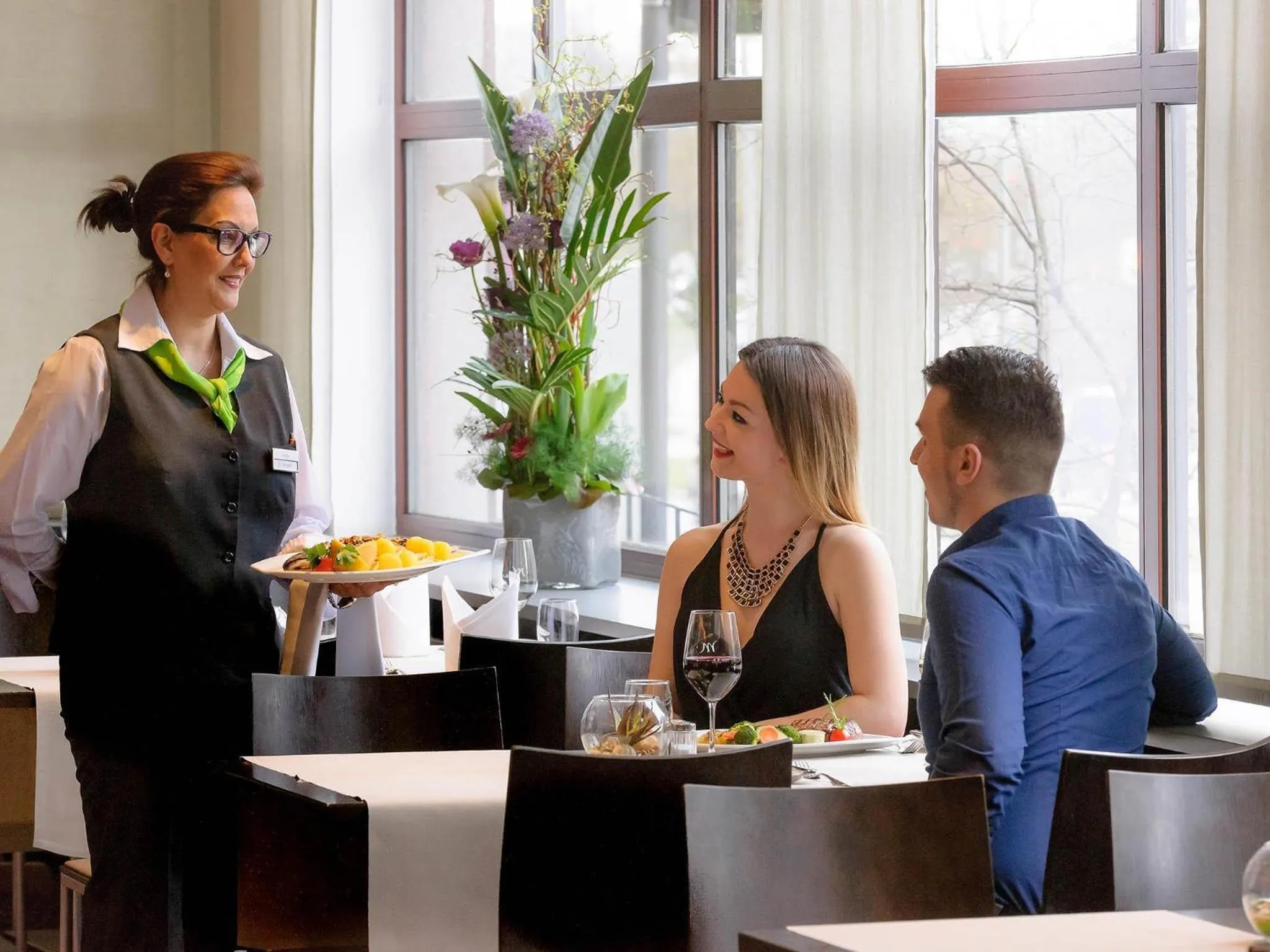 Restaurant/places to eat in Mercure Hotel München Süd Messe