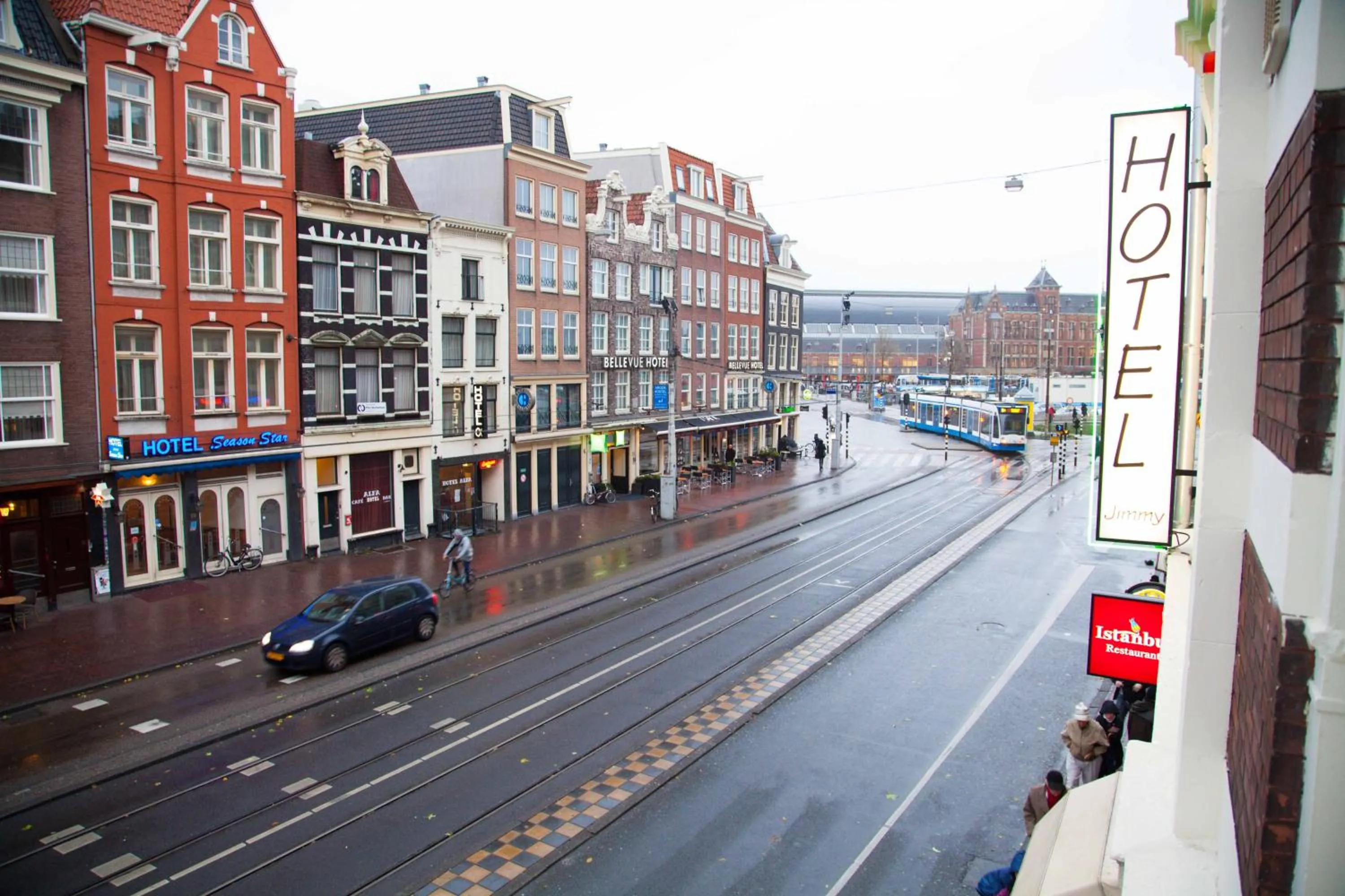 Property building in Hotel Jimmy