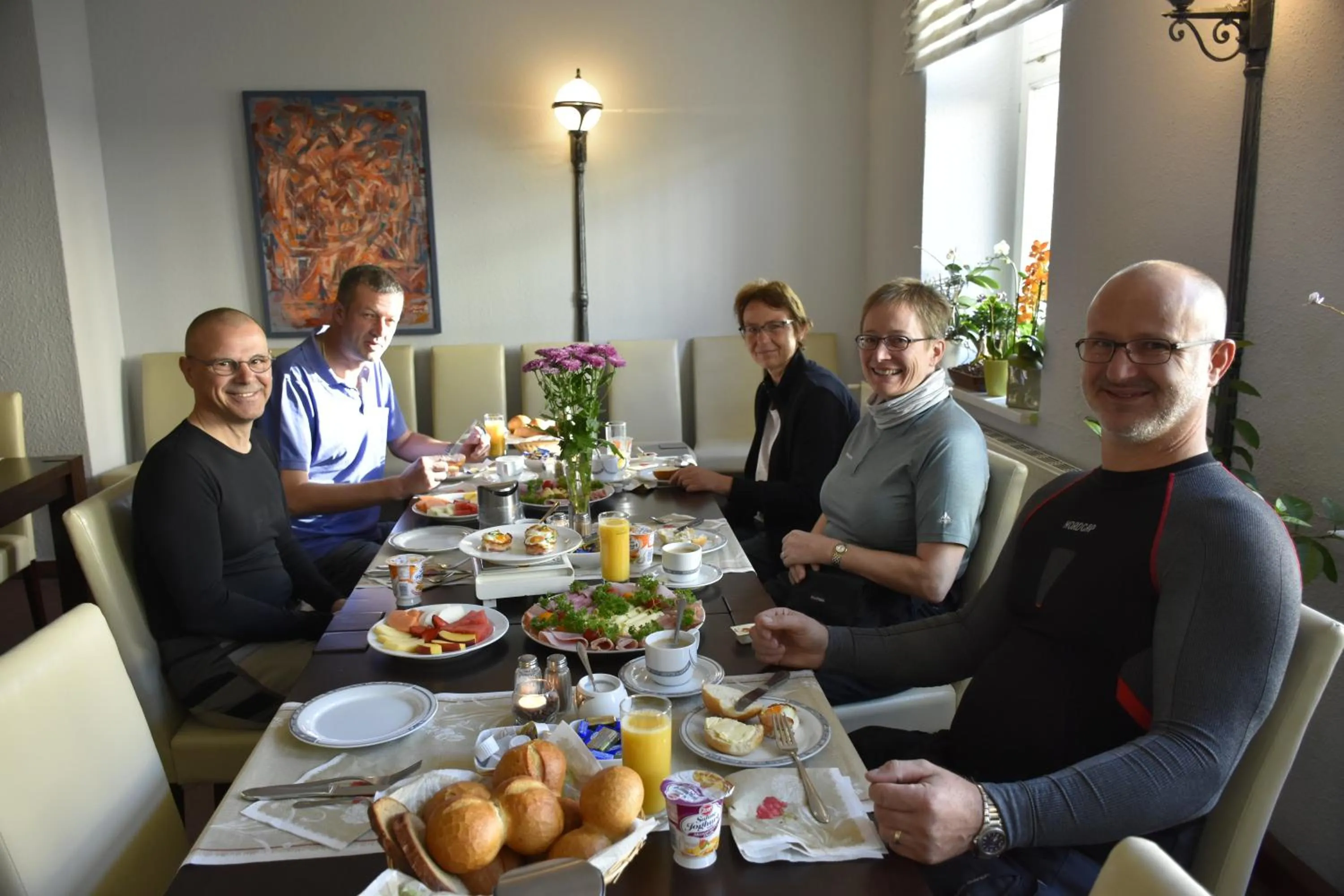 Continental breakfast in Hotel Garni Am Klostermarkt