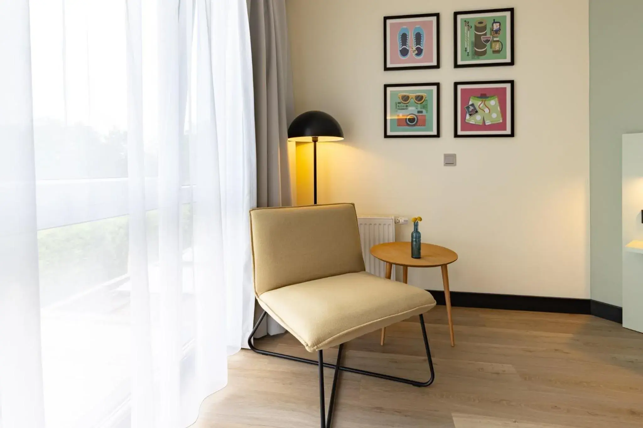 Photo of the whole room in Garner Hotel Oberhausen Photo of the whole room in Garner Hotel Oberhausen