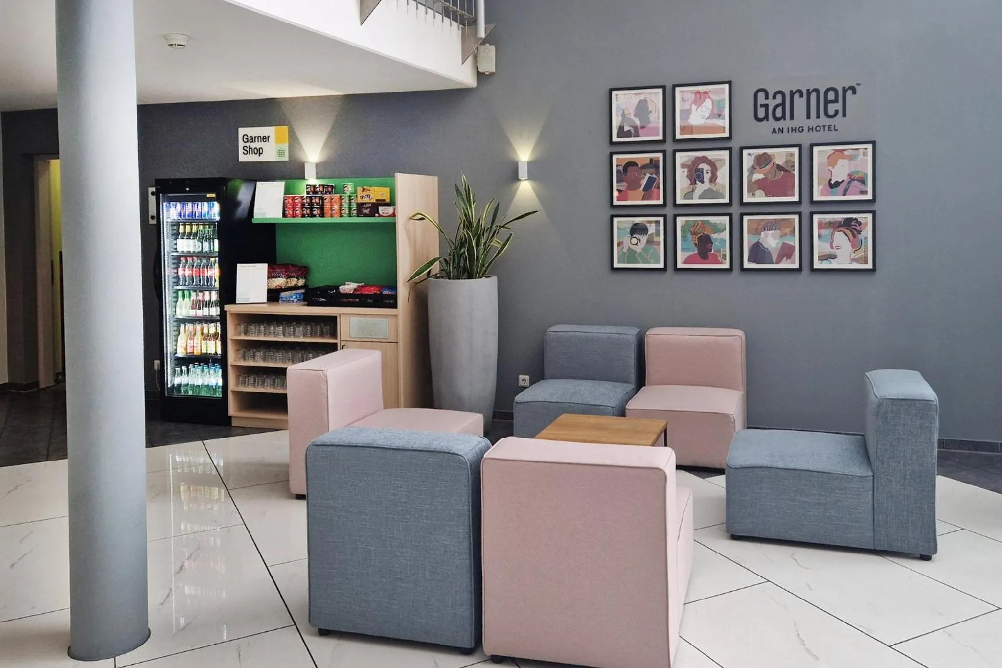 Lobby or reception in Garner Hotel Oberhausen