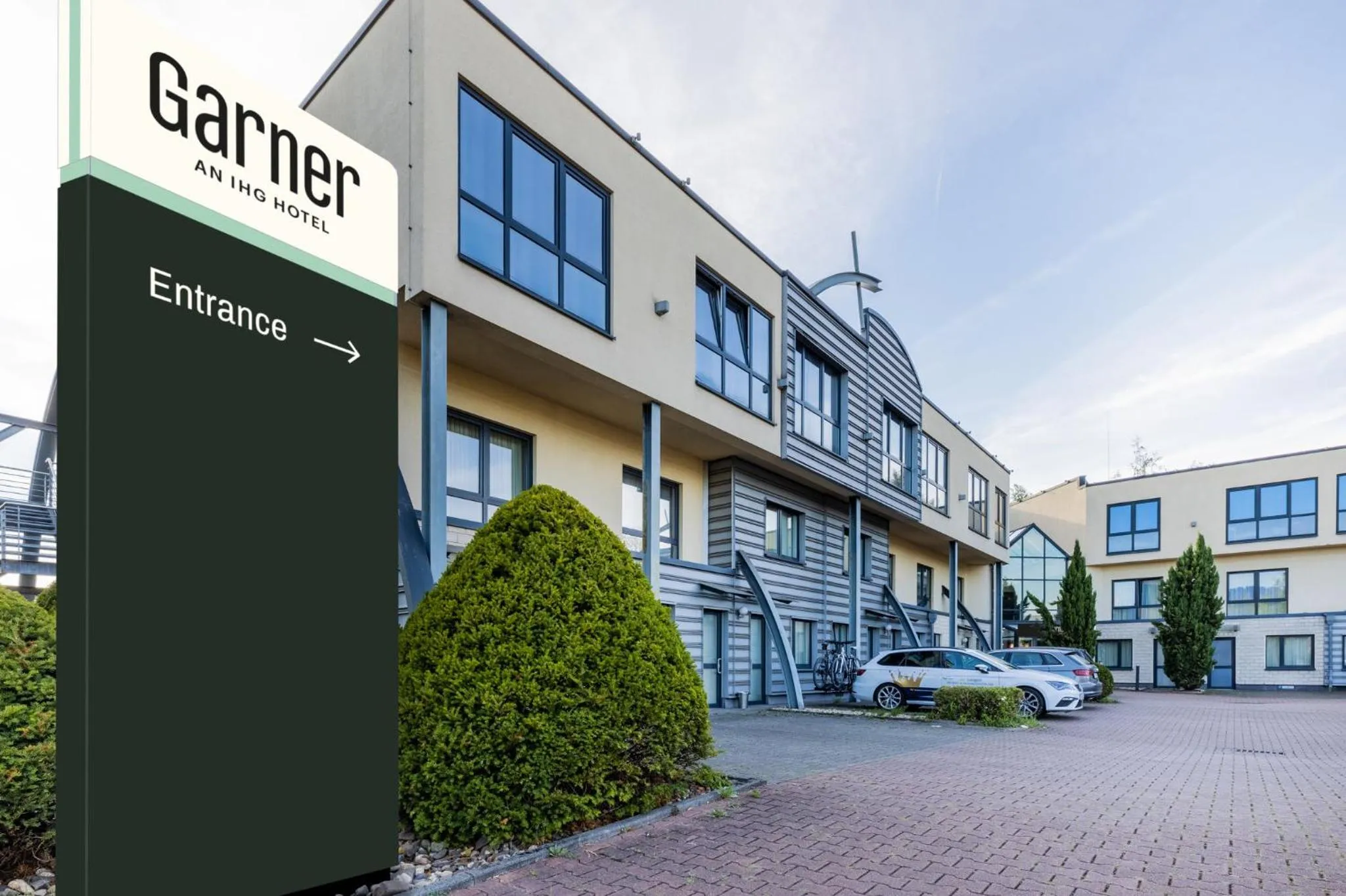 Property building in Garner Hotel Oberhausen