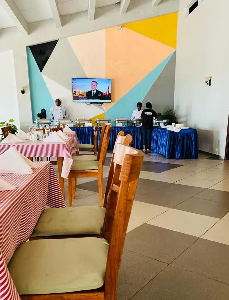 Restaurant/places to eat in Tropic Garden Hotel Restaurant/places to eat in Tropic Garden Hotel