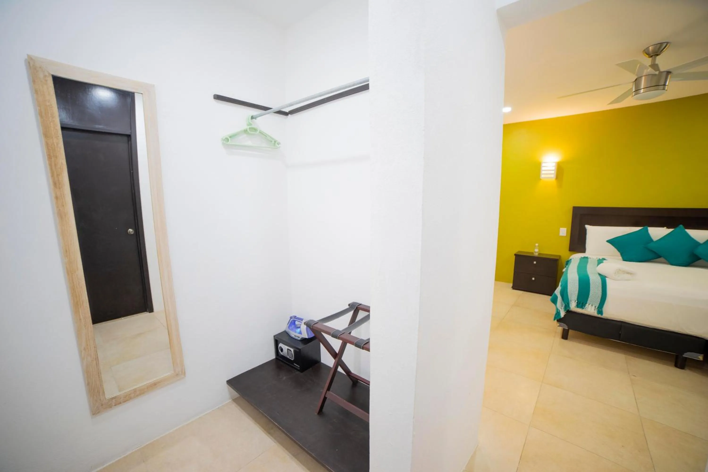 safe, Bed in Asilé Hotel Boutique