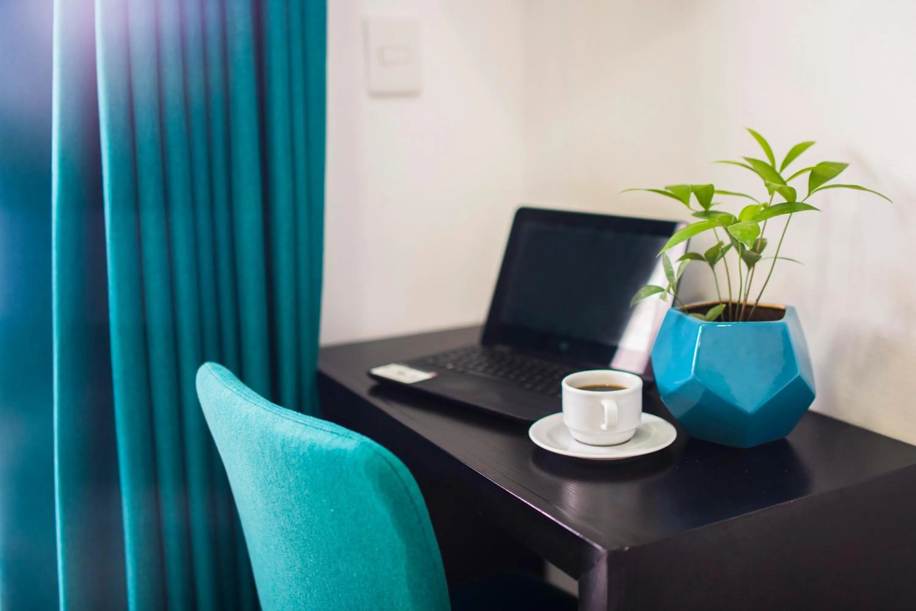hair dresser in Asilé Hotel Boutique