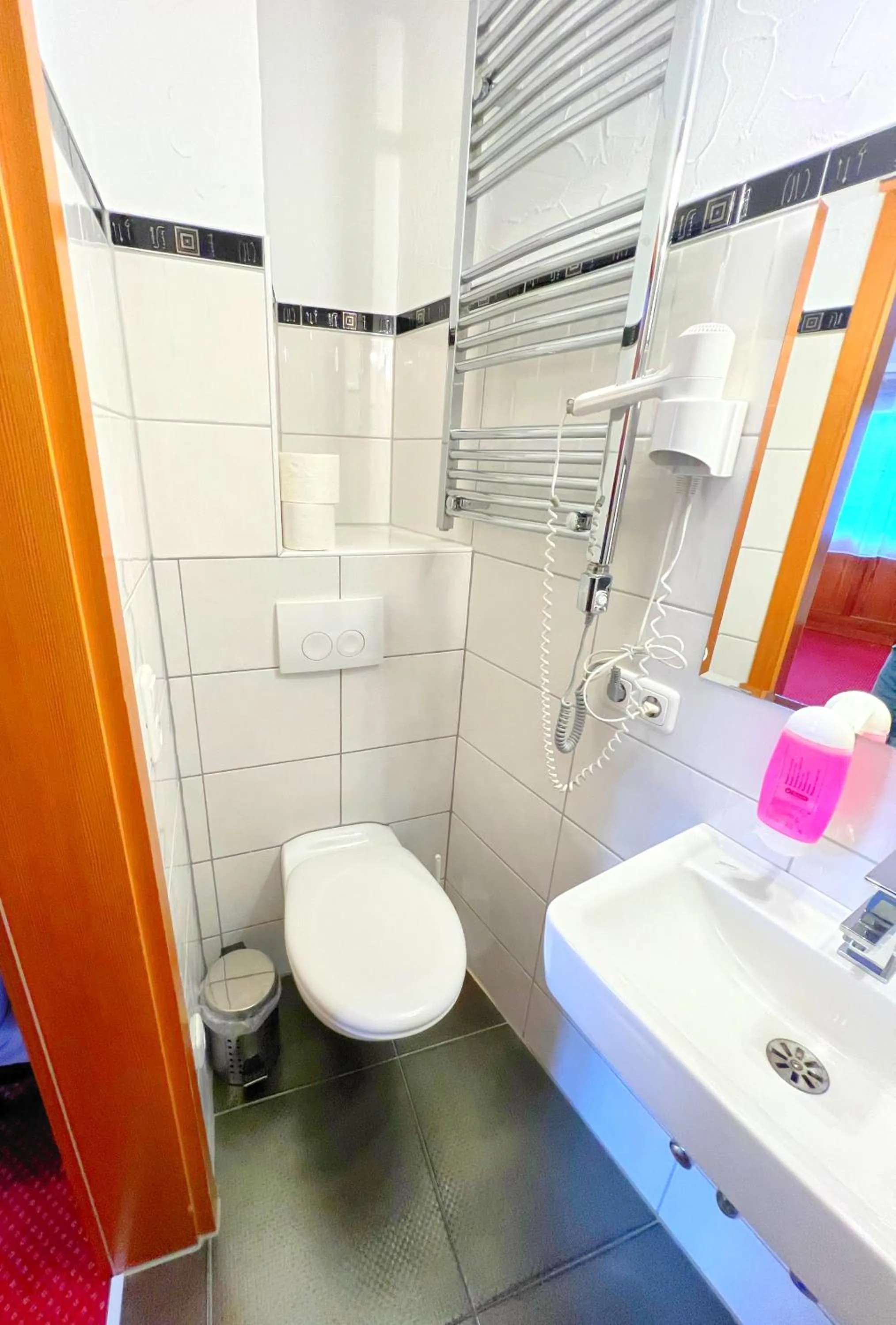 Bathroom in BnB Fliegerhaeusle Hagnau 24h Self Check In