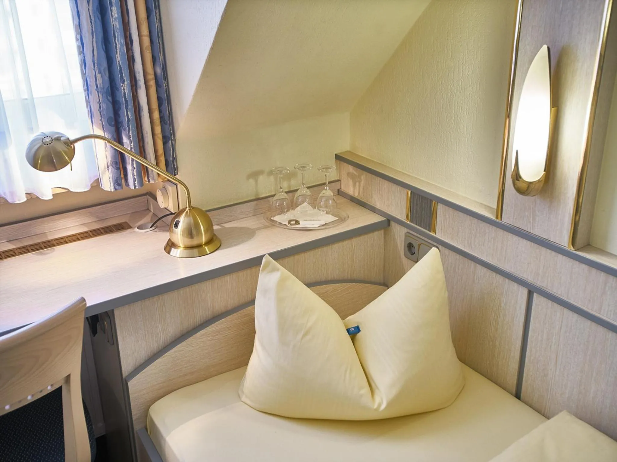 Bed in Hotel Alfa Zentrum