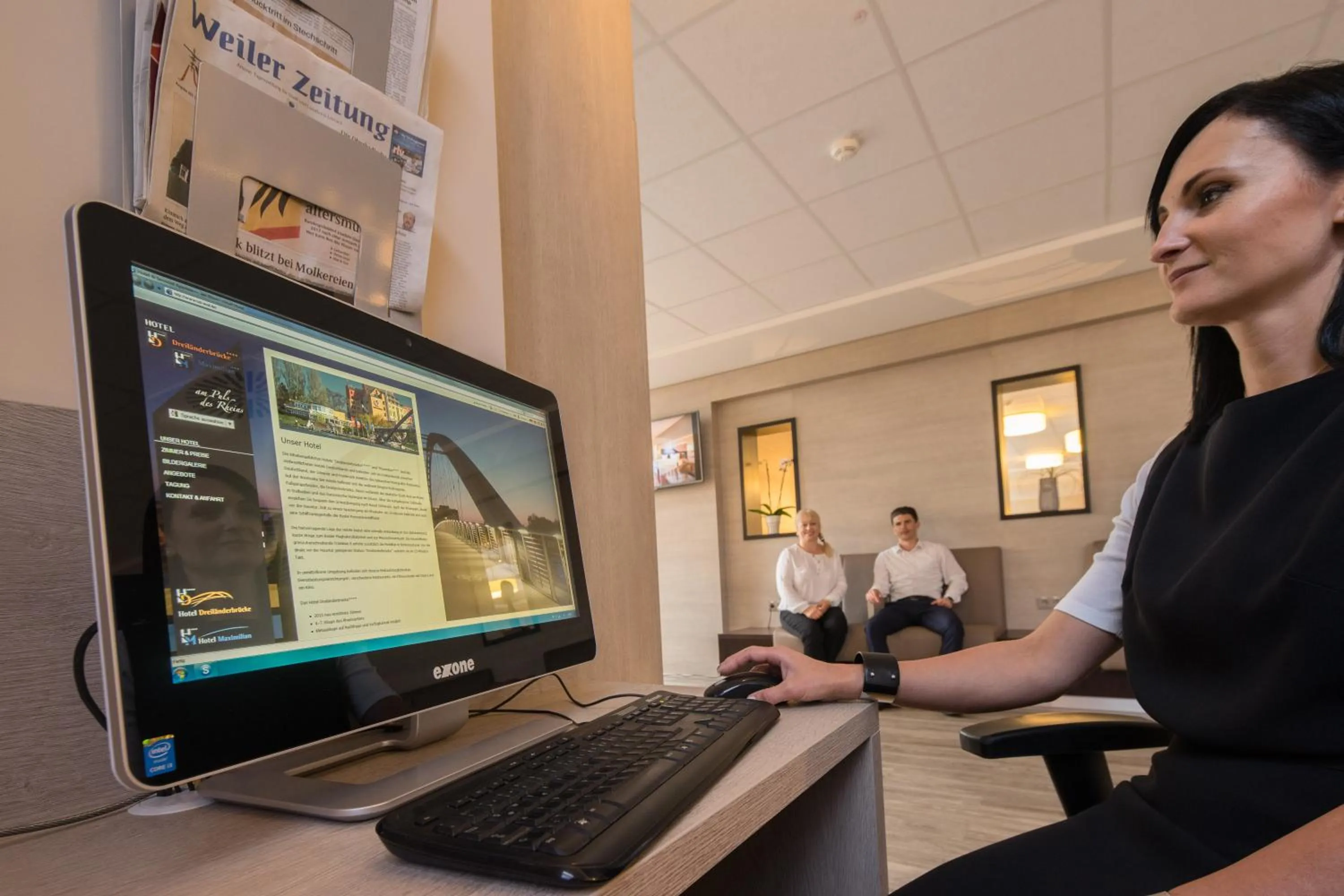 Lobby or reception in Maximilian Hotel & Apartments Weil am Rhein / Basel