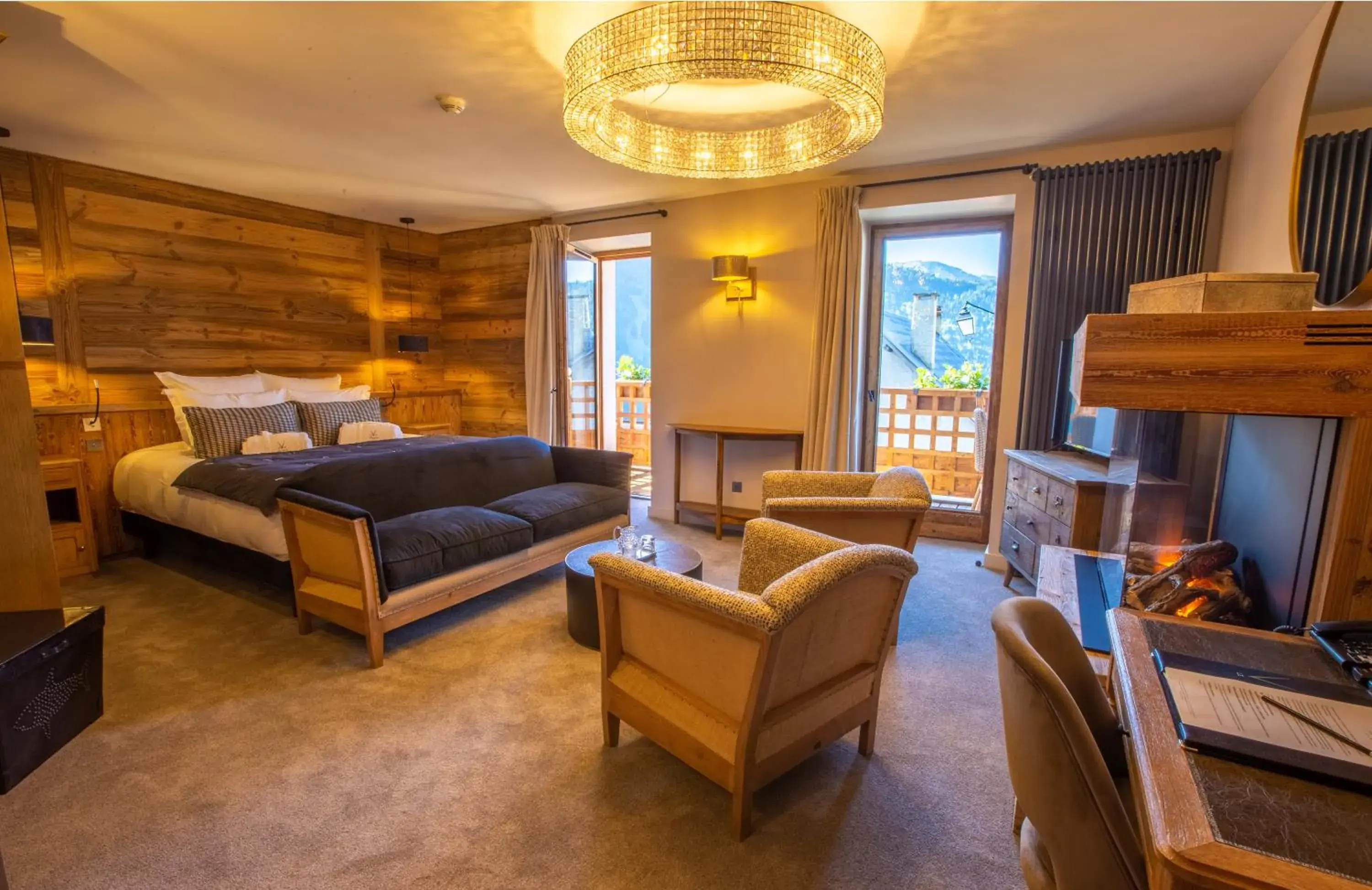 Suite Spa Village in Hotel Le V de Vaujany Suite Spa Village in Hotel Le V de Vaujany