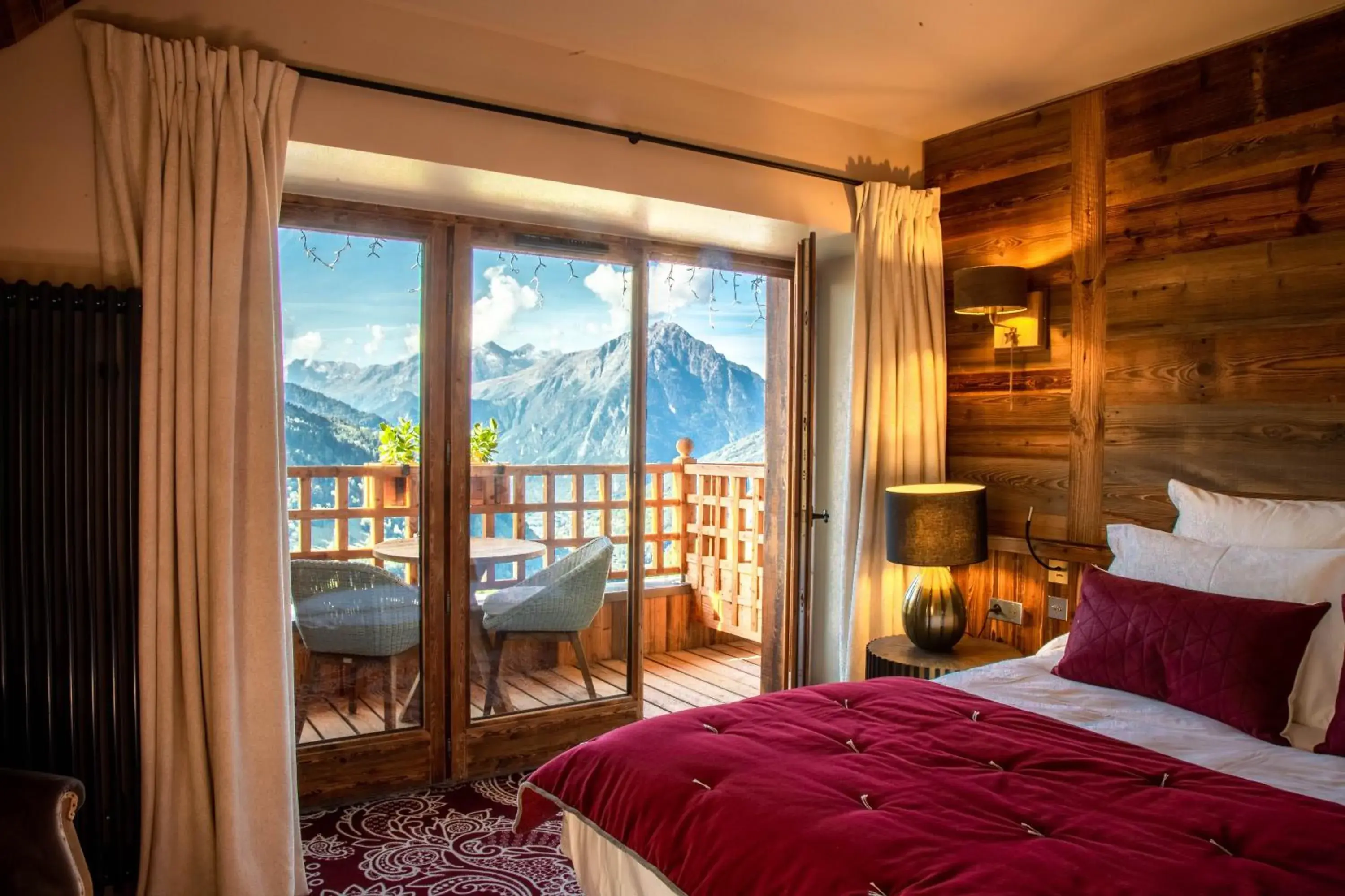 Bed in Hotel Le V de Vaujany Bed in Hotel Le V de Vaujany