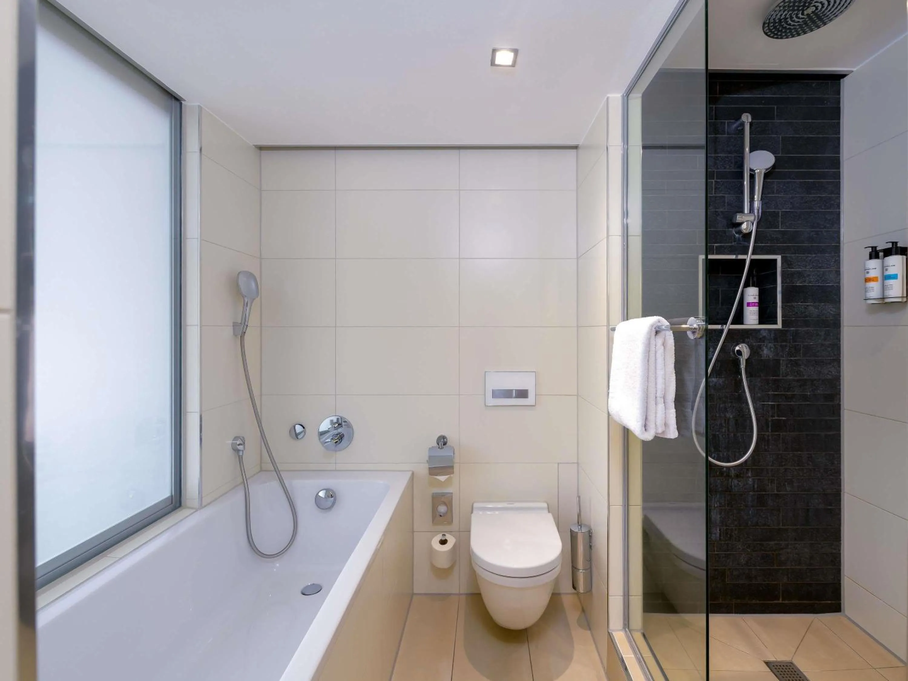 Bedroom in Pullman Cologne