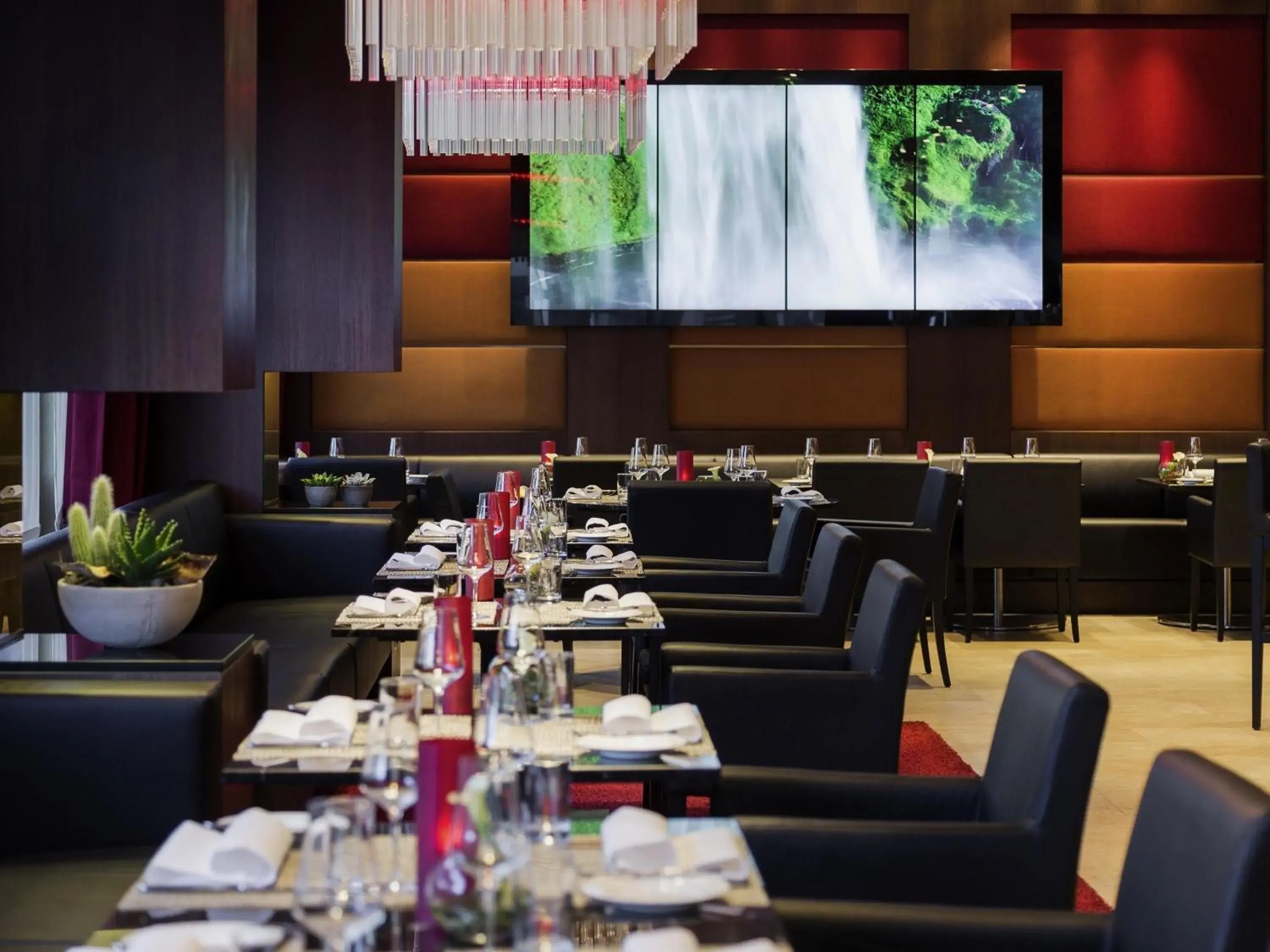 Restaurant/places to eat in Pullman Cologne Restaurant/places to eat in Pullman Cologne