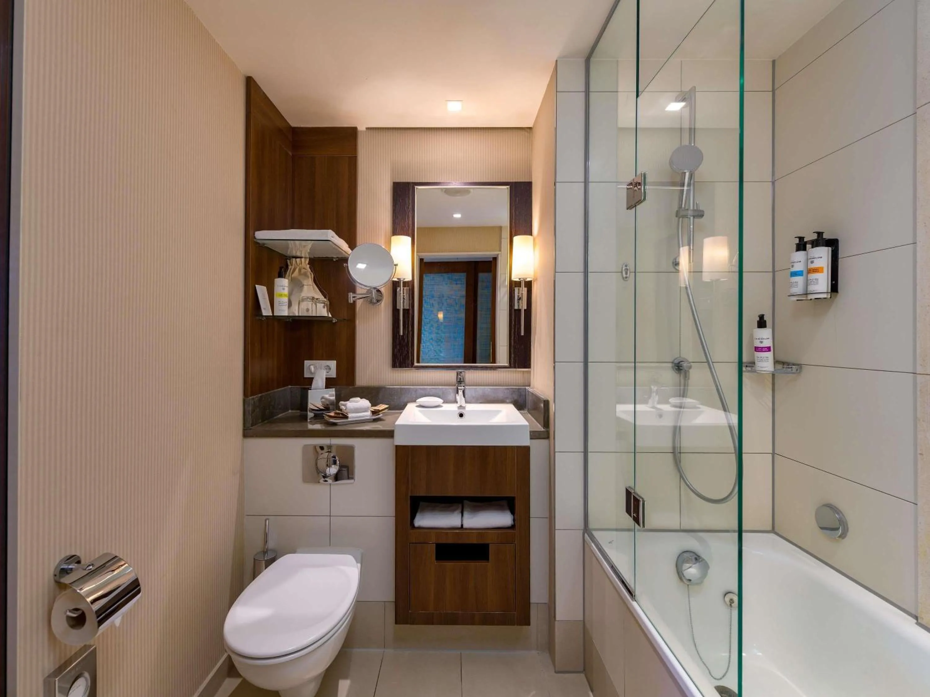 Bedroom in Pullman Cologne