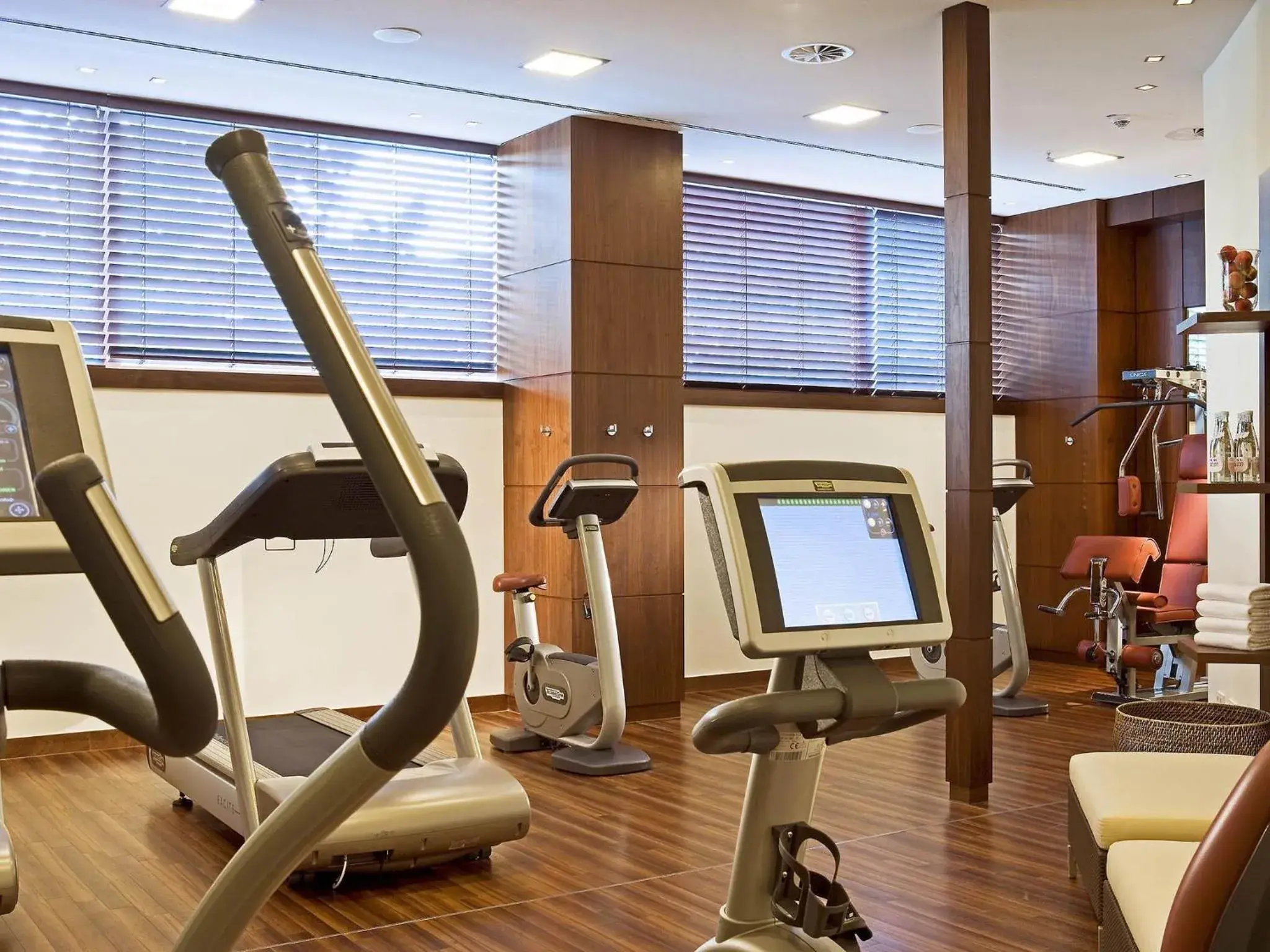 Fitness centre/facilities in Pullman Cologne Fitness centre/facilities in Pullman Cologne