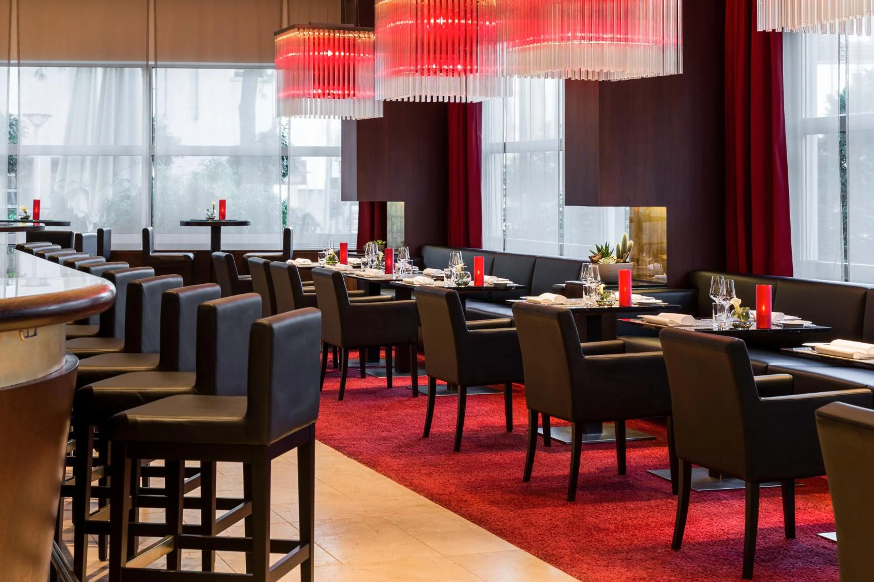 Restaurant/places to eat in Pullman Cologne