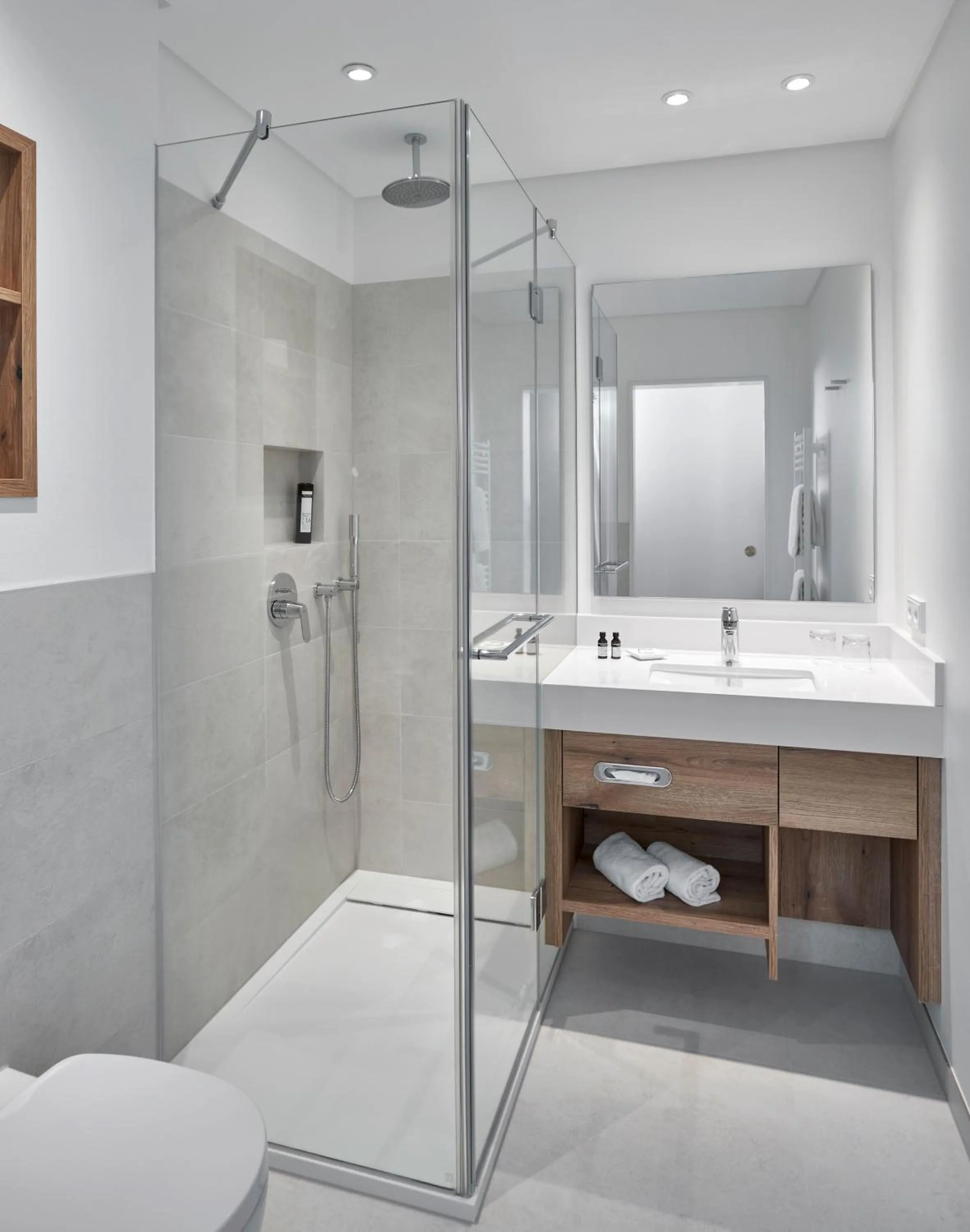 Shower in Sporthotel Grafenwald 4 Sterne Superior