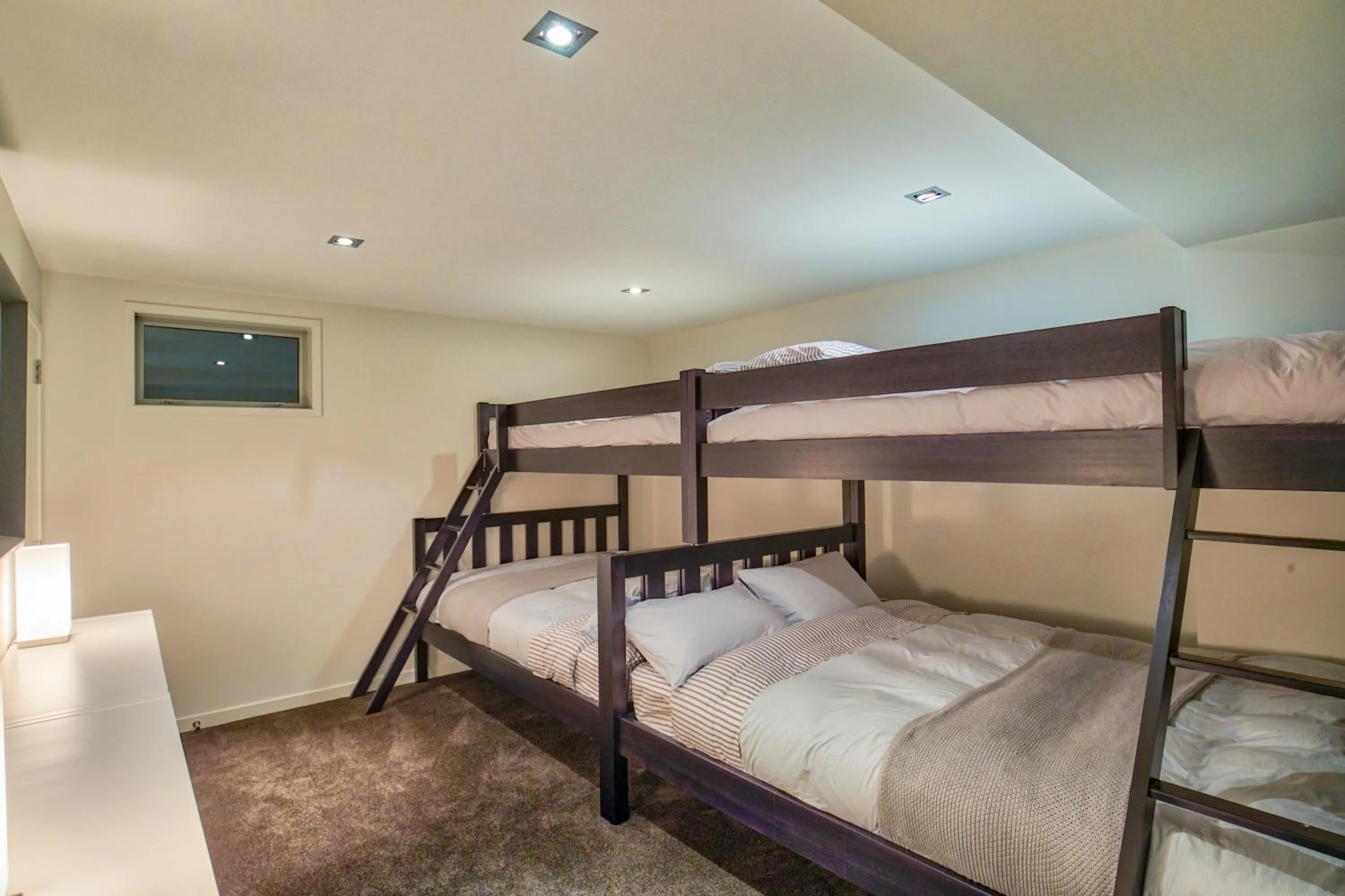 Bed in Waters Edge by Sotheby's Luxury Rental Homes