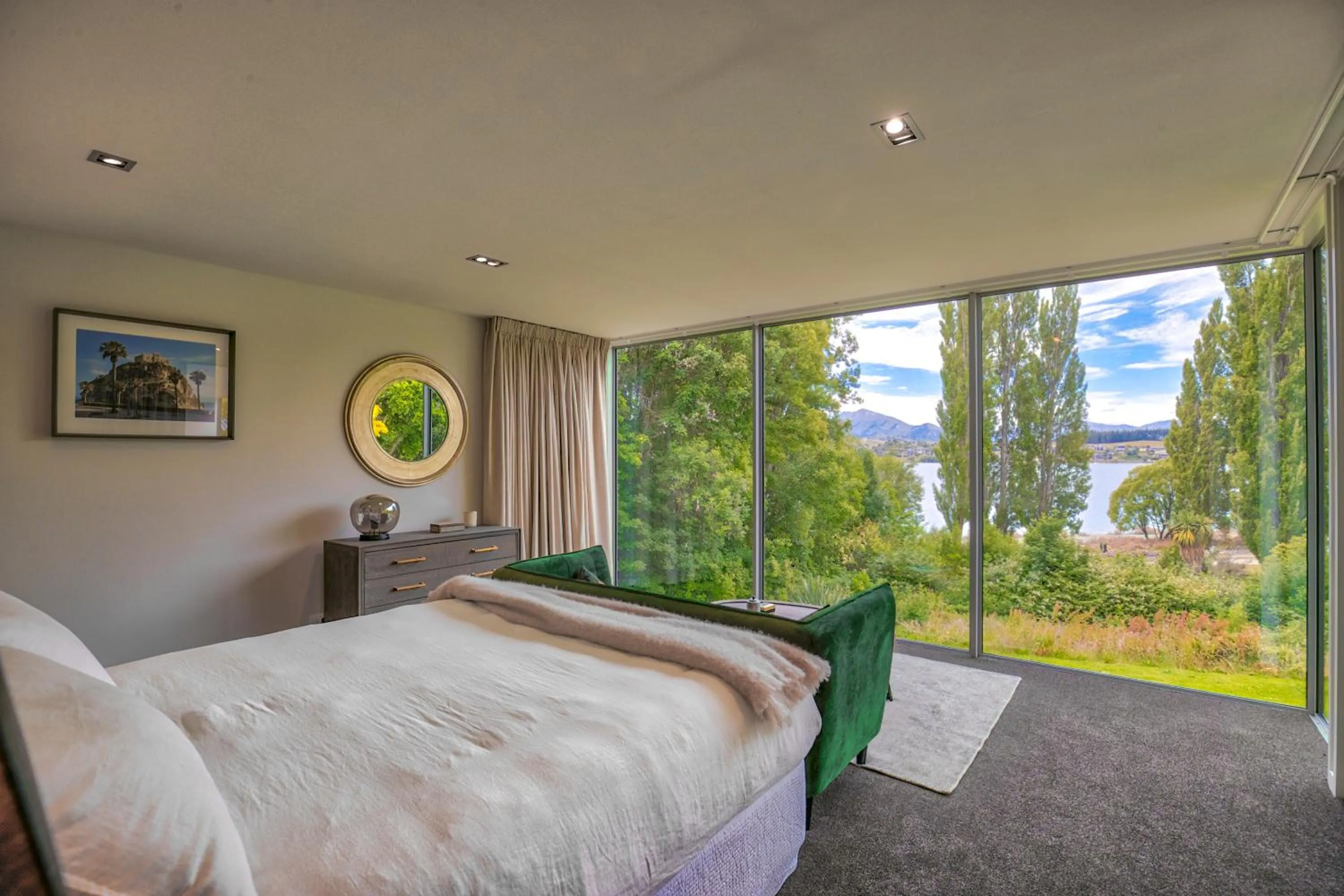 Bed in Waters Edge by Sotheby's Luxury Rental Homes