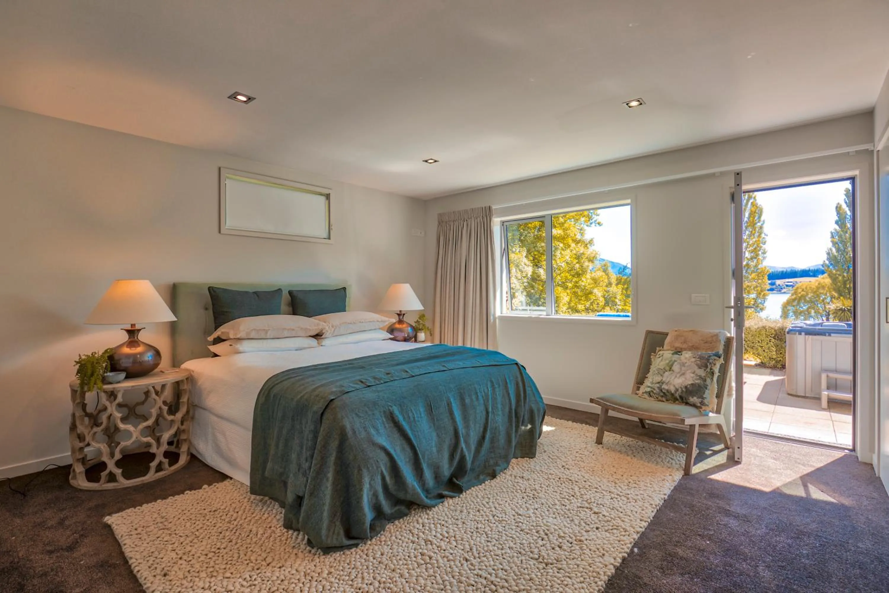Bed in Waters Edge by Sotheby's Luxury Rental Homes