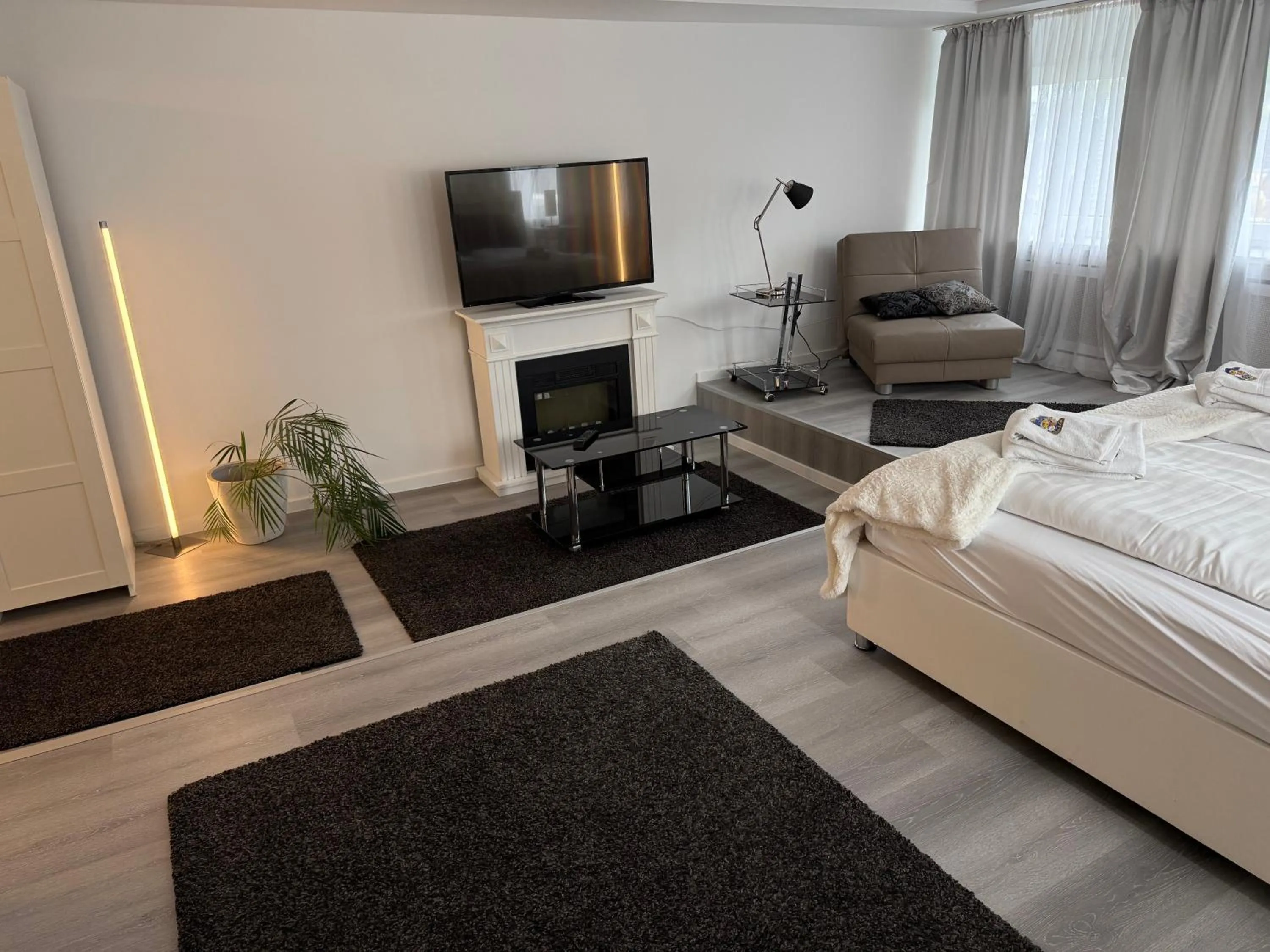 Photo of the whole room, Bed in Hotel Schäfer