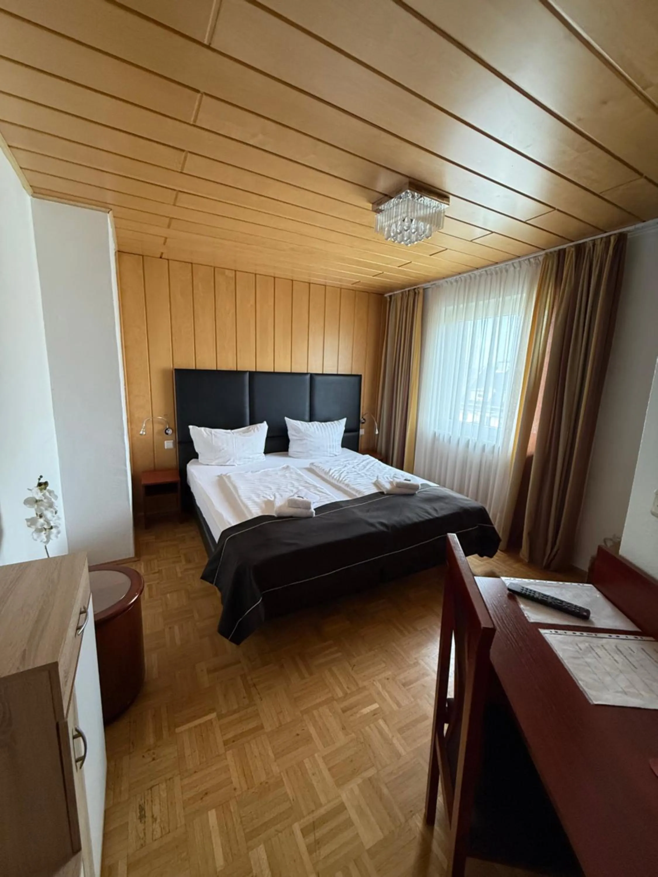 Photo of the whole room, Bed in Hotel Schäfer