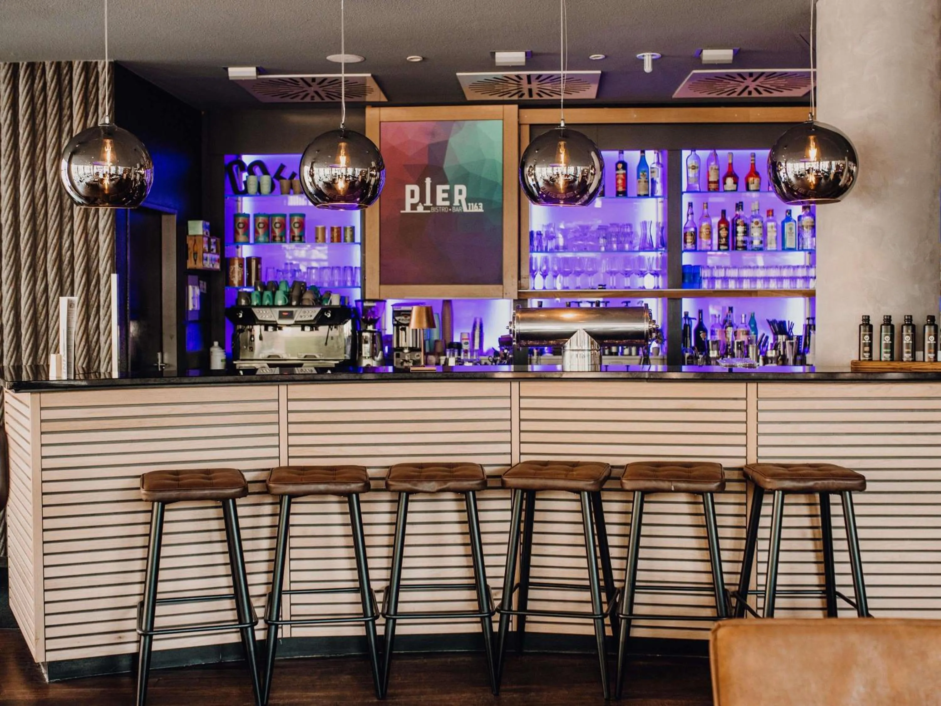 Lounge or bar in Mercure Hotel Hamburg City