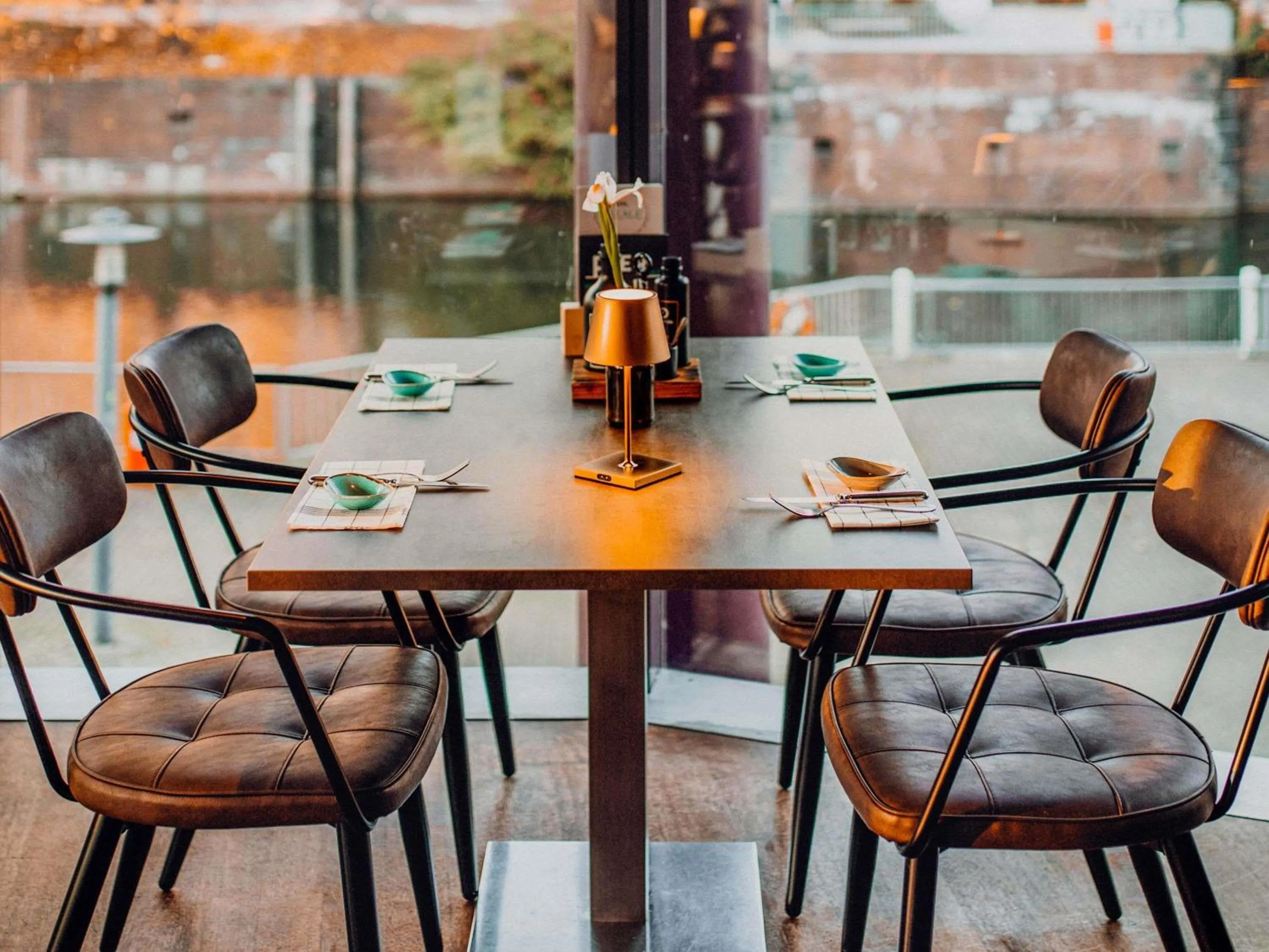 Restaurant/places to eat in Mercure Hotel Hamburg City