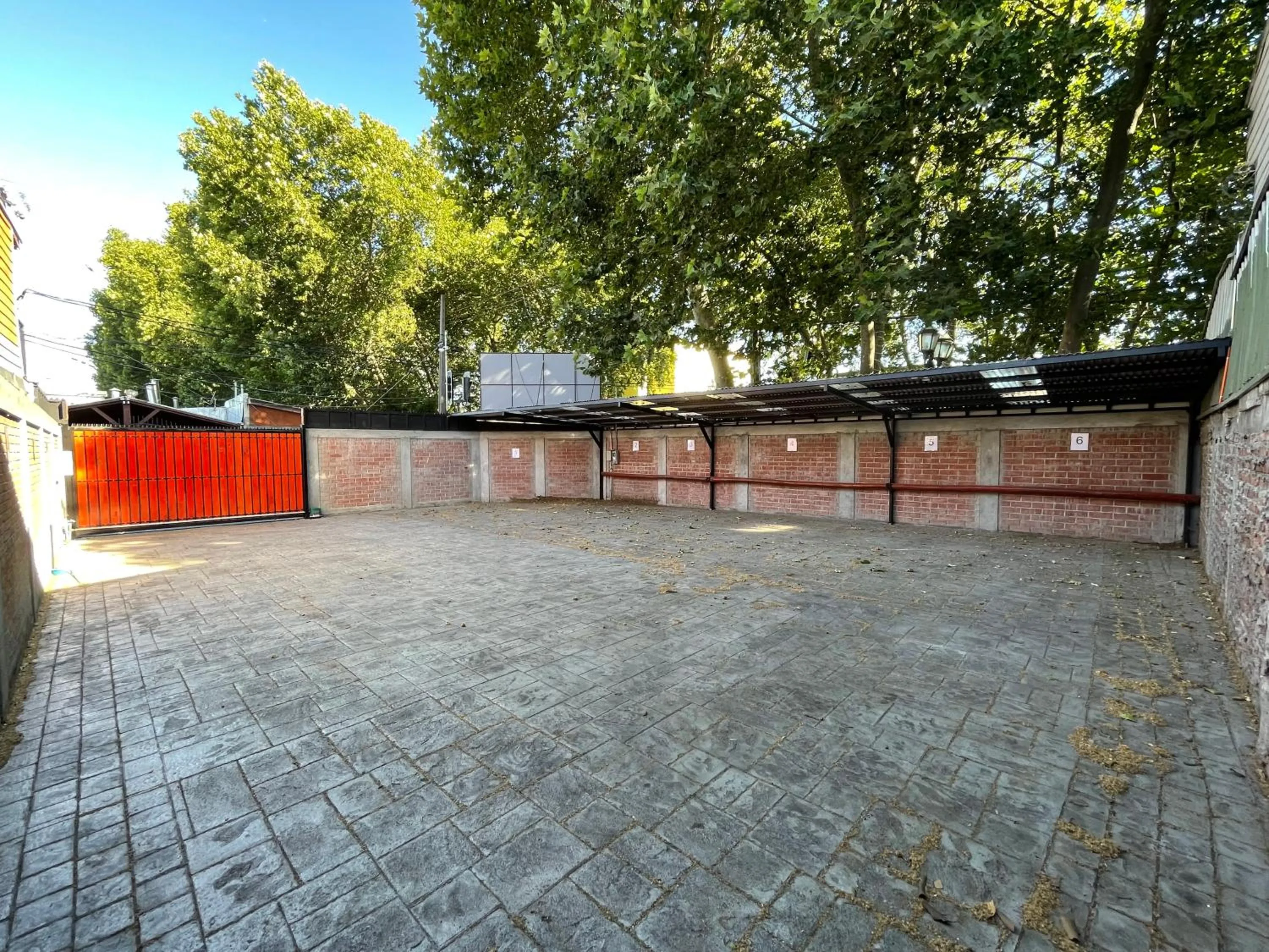 Parking in Hotel Tierra de Parras