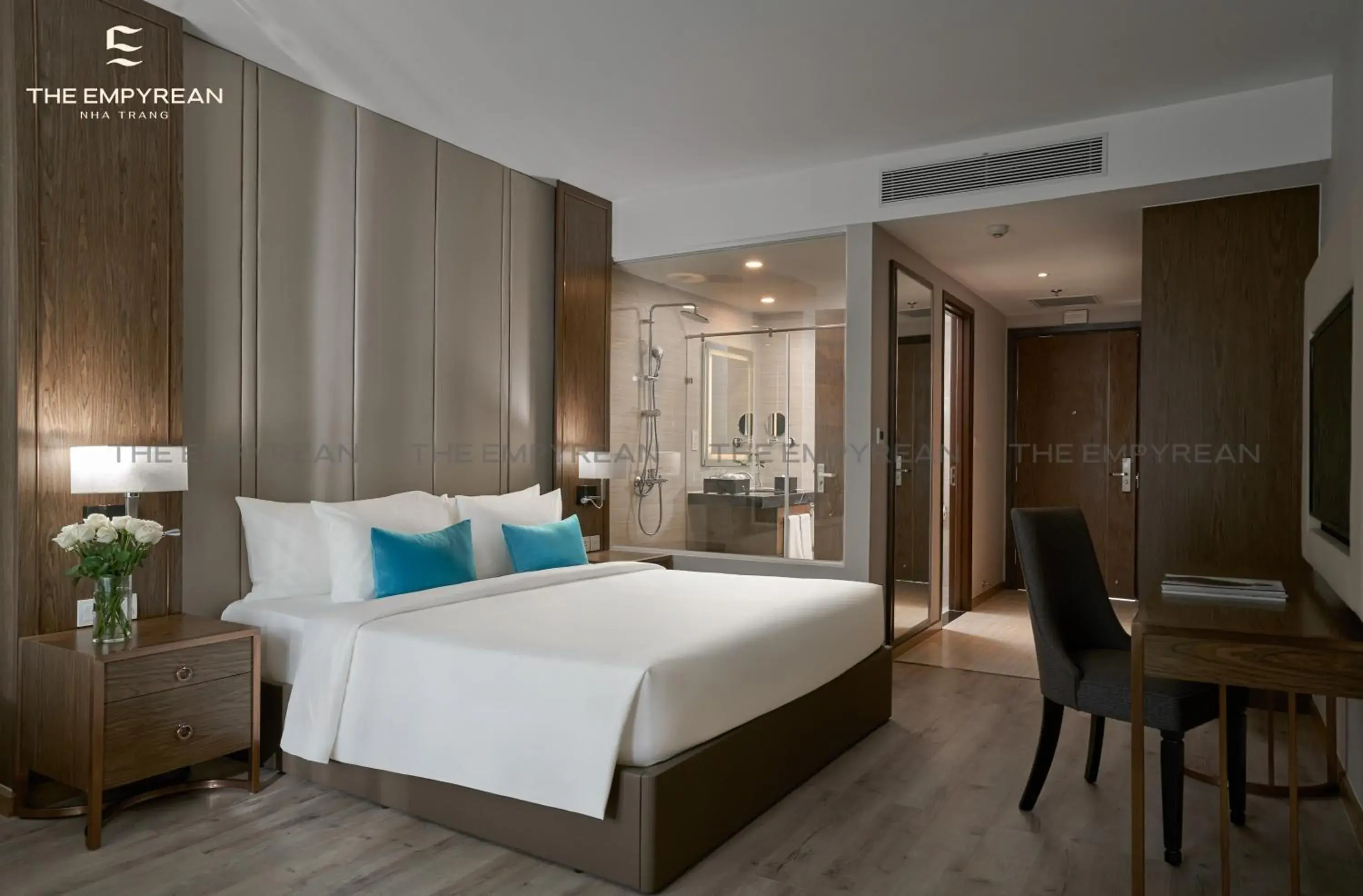 Bed in The Empyrean Nha Trang Bed in The Empyrean Nha Trang