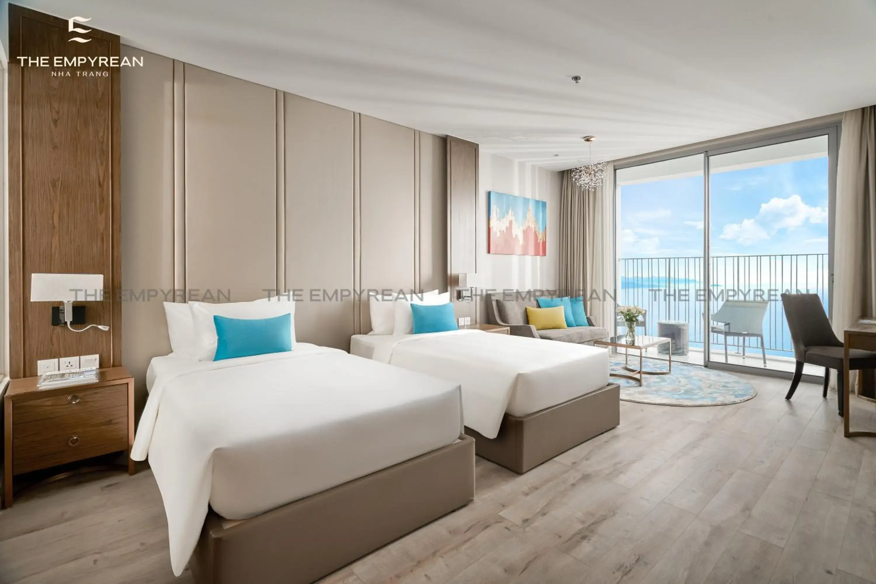 Deluxe Twin Room with Sea View in The Empyrean Nha Trang Deluxe Twin Room with Sea View in The Empyrean Nha Trang