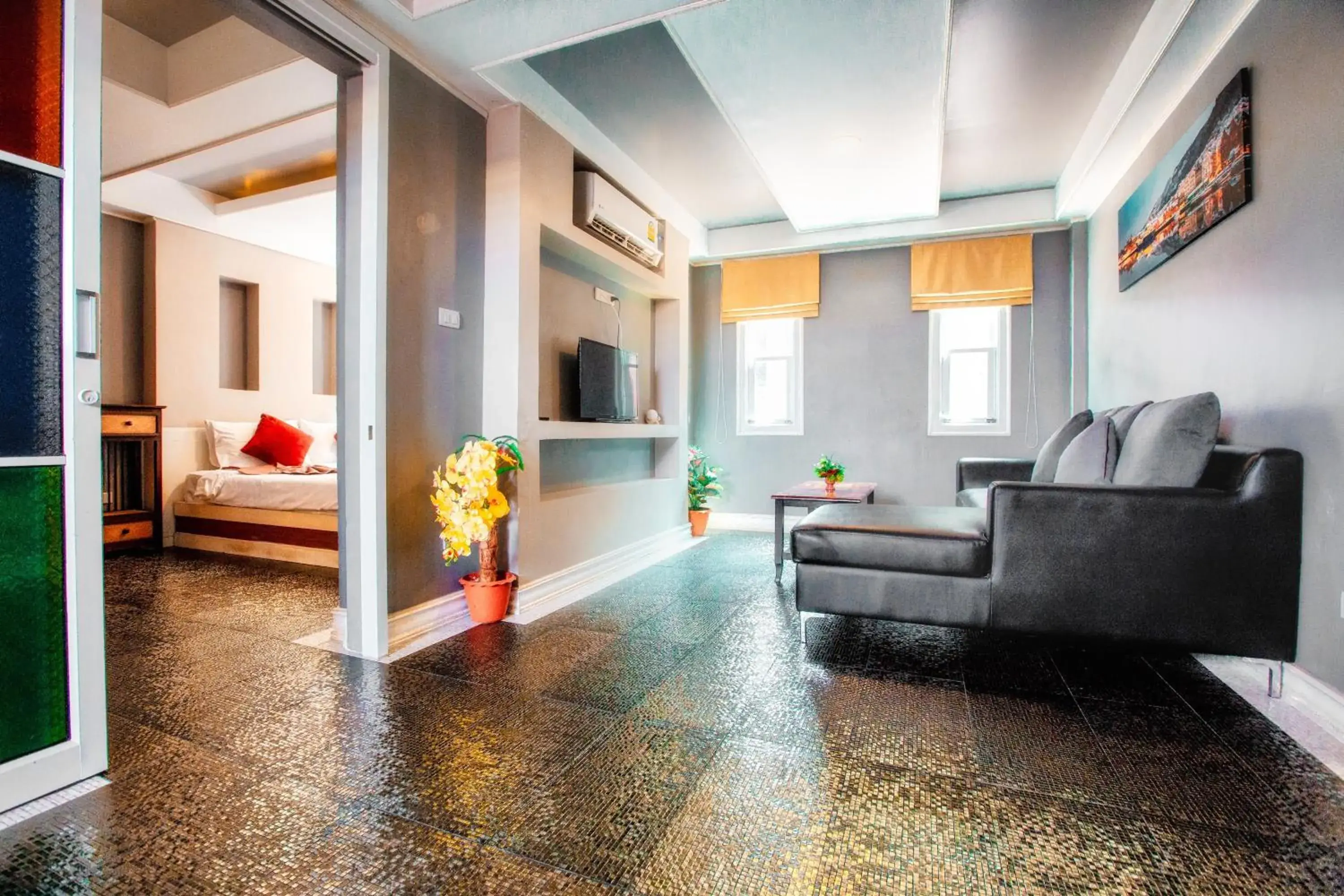 One-Bedroom Suite - single occupancy in The Train Resort One-Bedroom Suite - single occupancy in The Train Resort