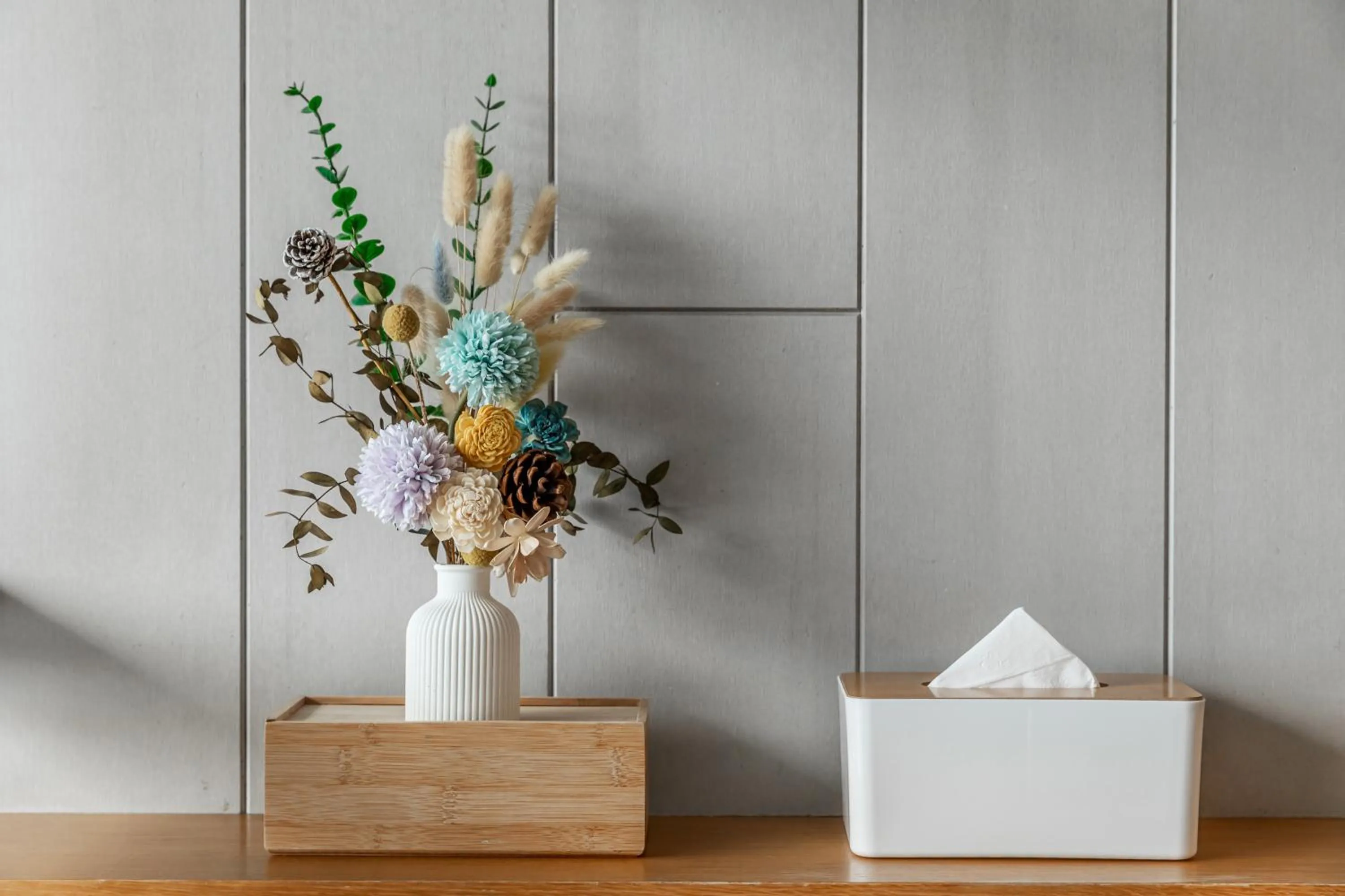 Decorative detail in 35.5 Inn