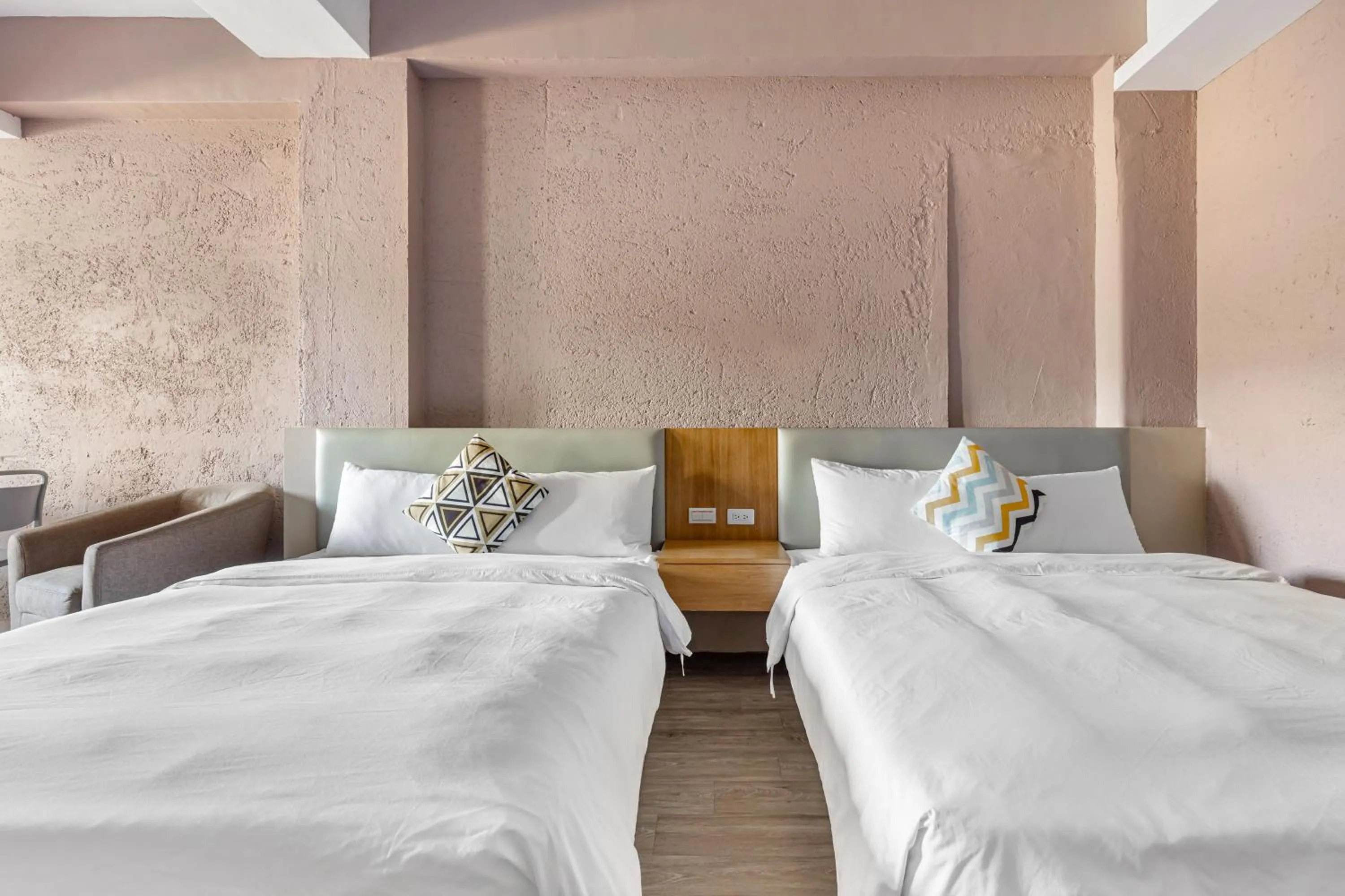 Photo of the whole room, Bed in 35.5 Inn