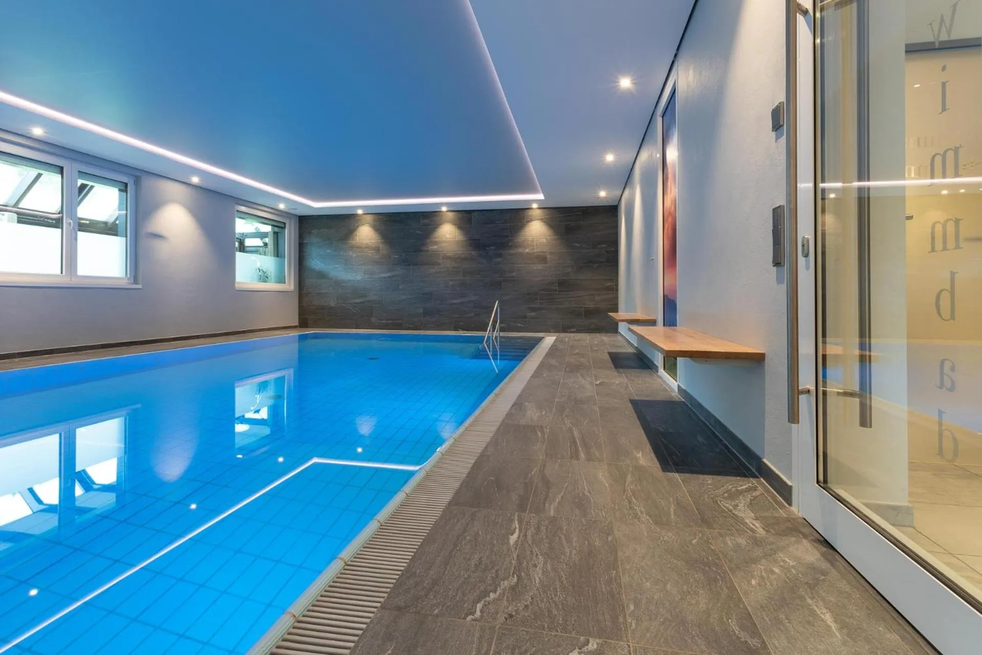 Swimming pool in Hotel im Auerbachtal