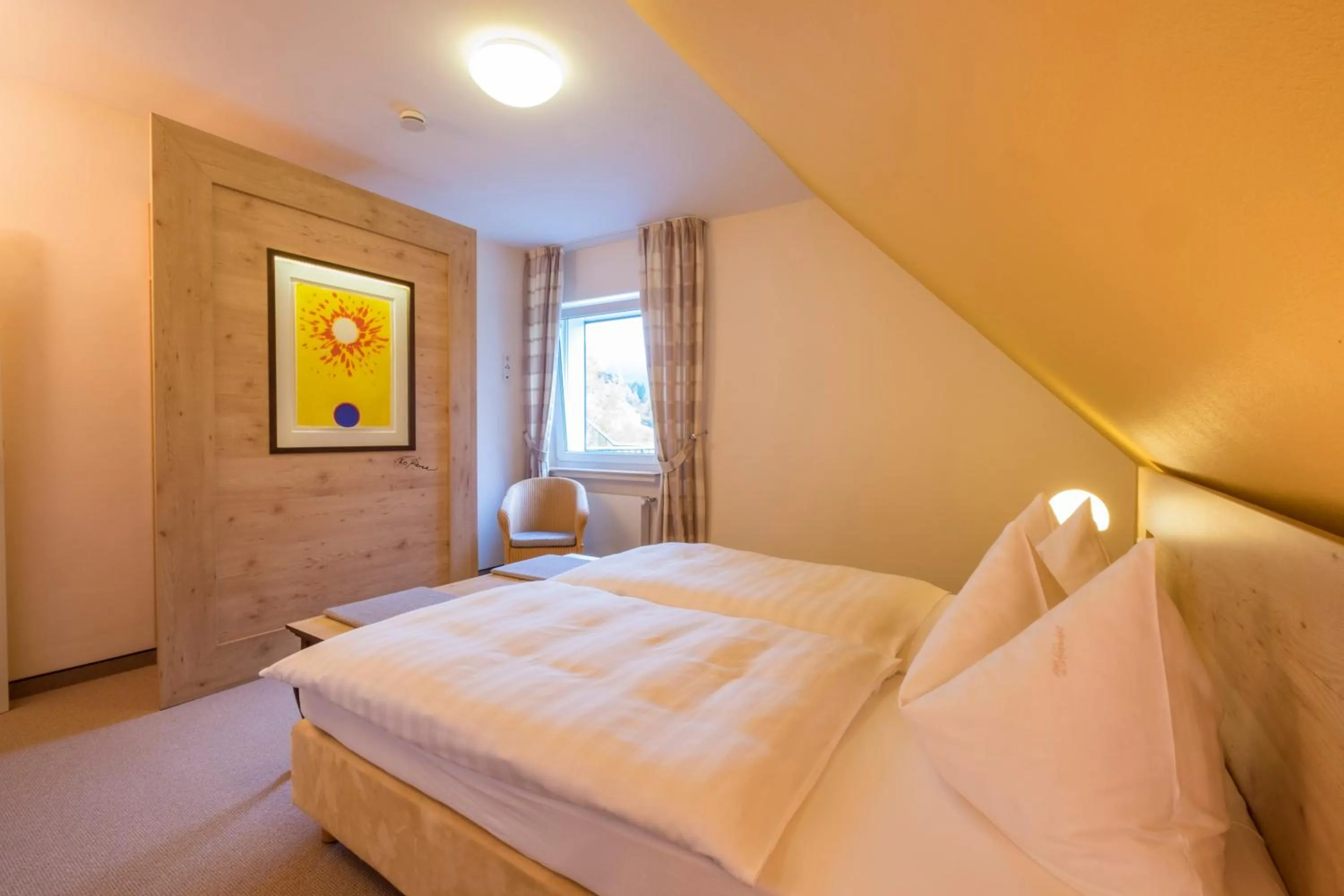 Photo of the whole room, Bed in Hotel im Auerbachtal